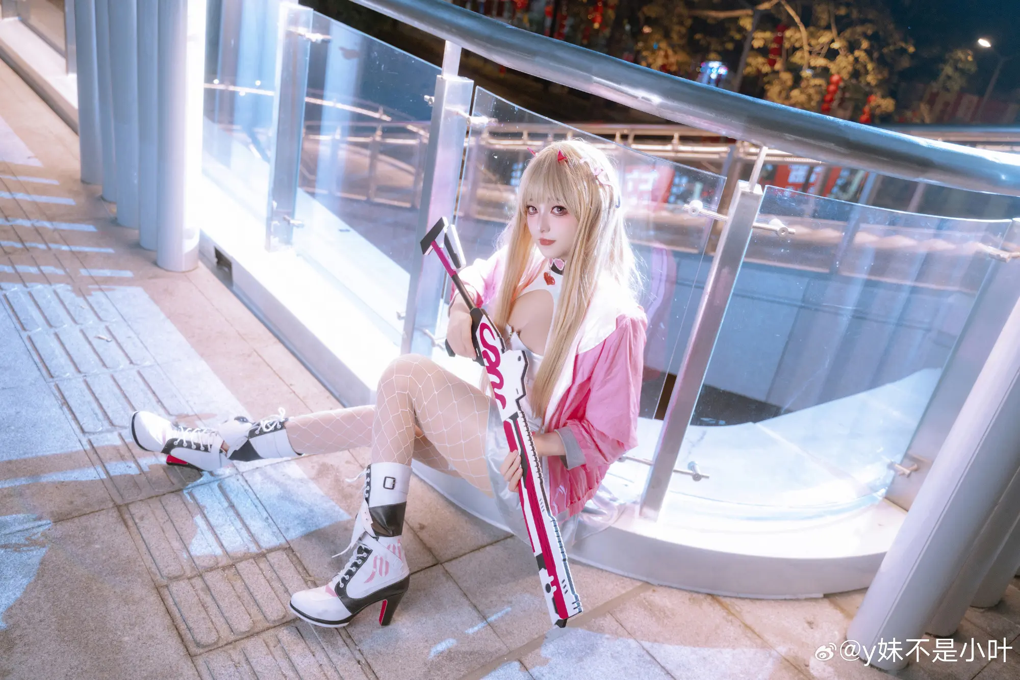 cosplay nikke:胜利女神@y妹不是小叶 COSPLAY-第3张