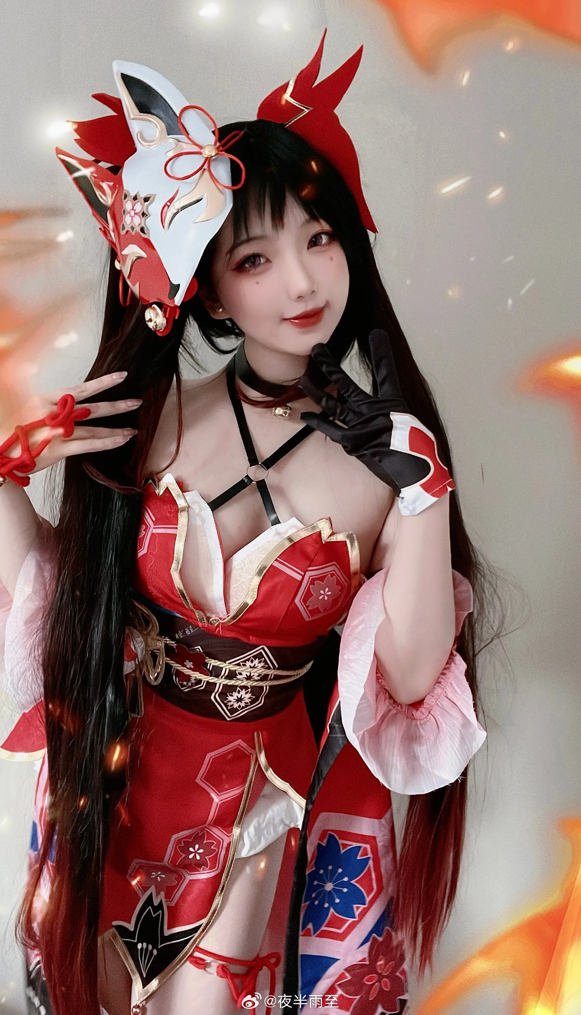 COSPLAY 什么是欢愉，我，就是欢愉 崩坏星穹铁道 ​​​ 花火@夜半雨至-公众号小姨ai