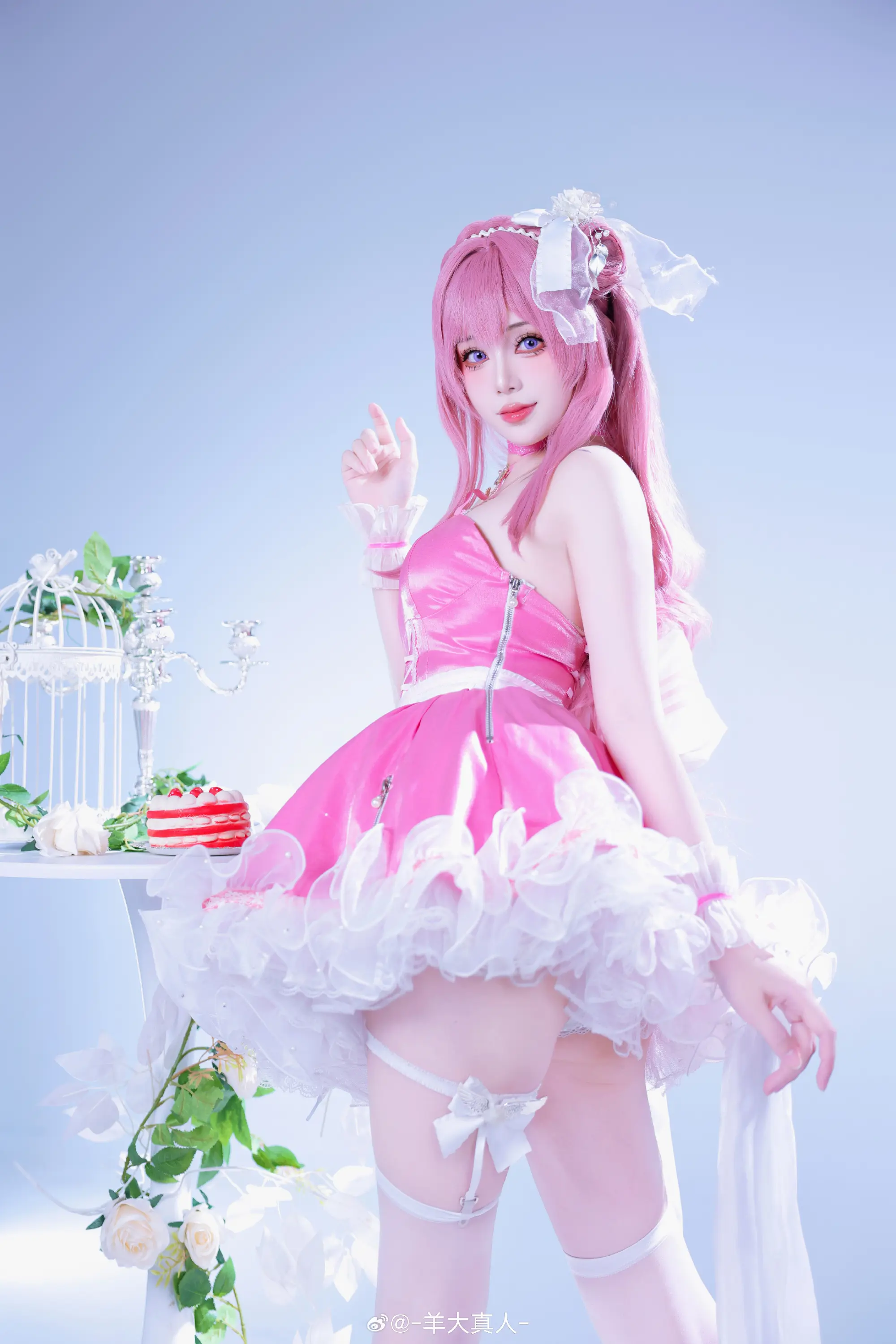 COSPLAY Nikke:胜利女神 🍑黎明派对「桃乐丝」@-羊大真人--公众号小姨ai