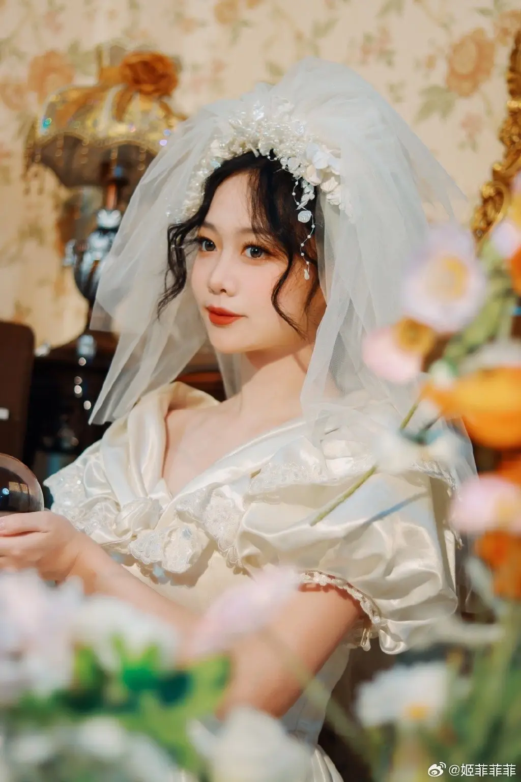 你出现在我诗中的每一页。@姬菲菲菲-公众号小姨ai
