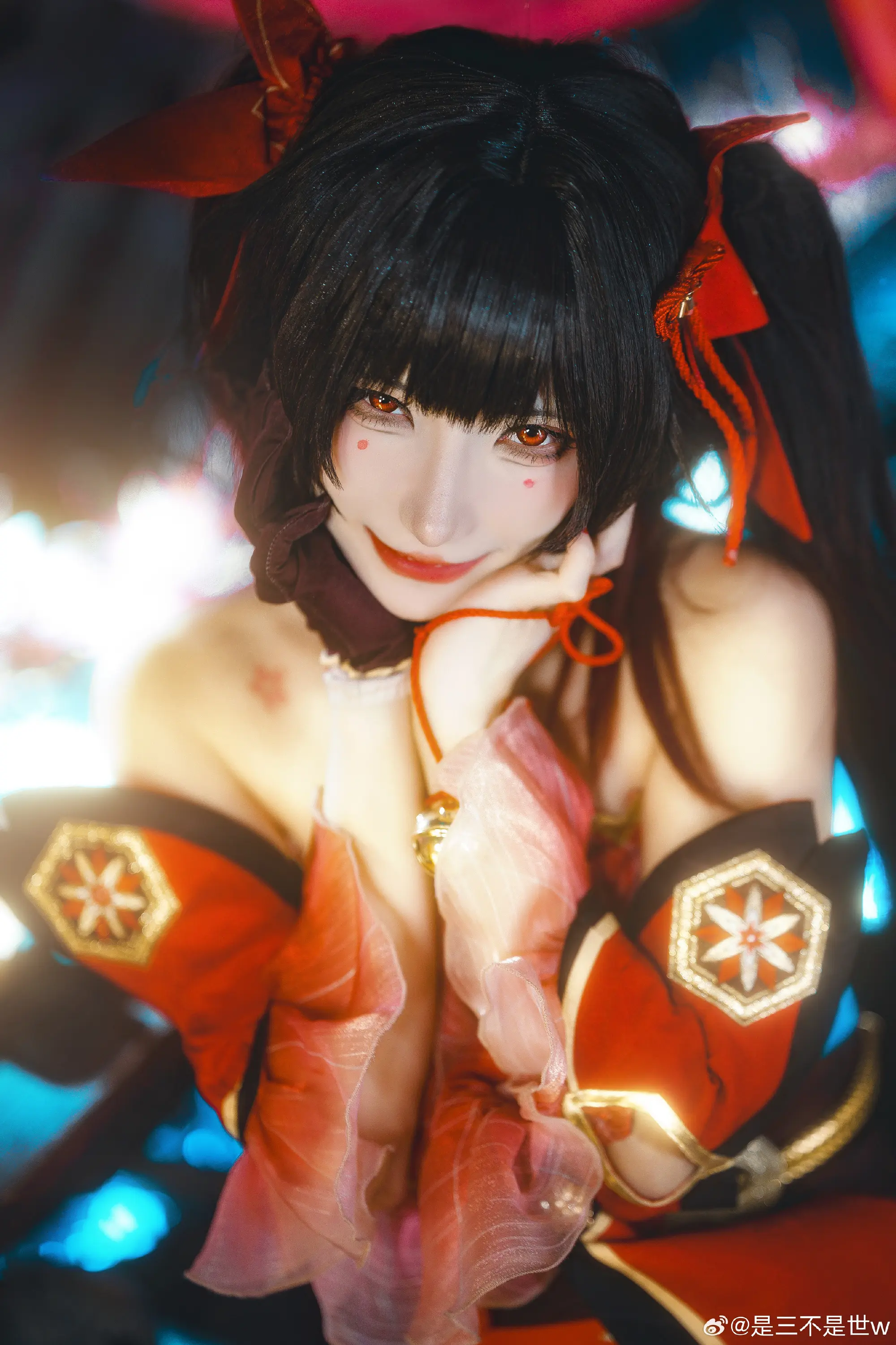 COSPLAY 好啦，不要发愣嘛亲爱的。  崩坏：星穹铁道 花火@是三不是世w-公众号小姨ai