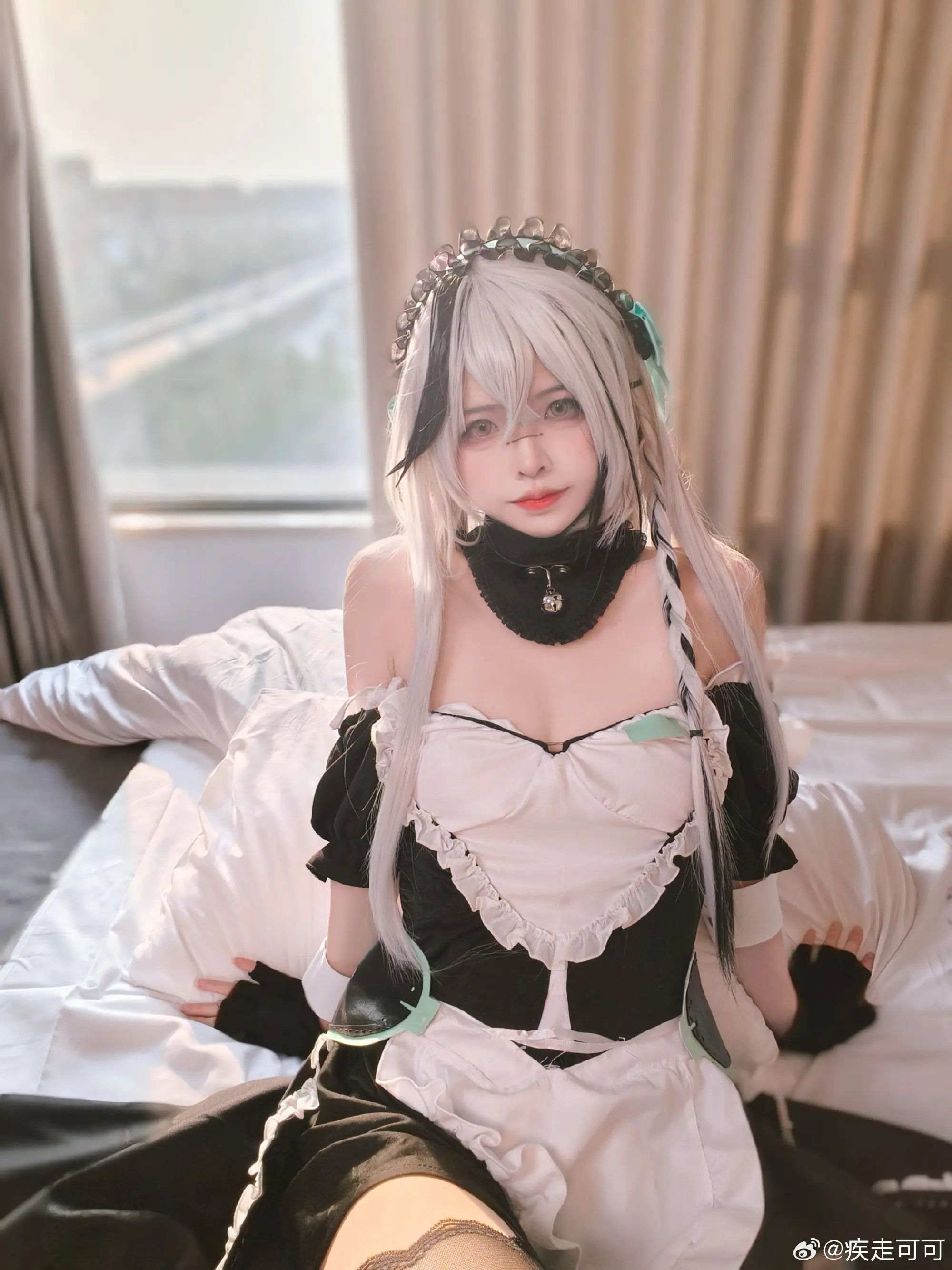 cosplay 尘白禁区 女仆装@疾走可可-公众号小姨ai