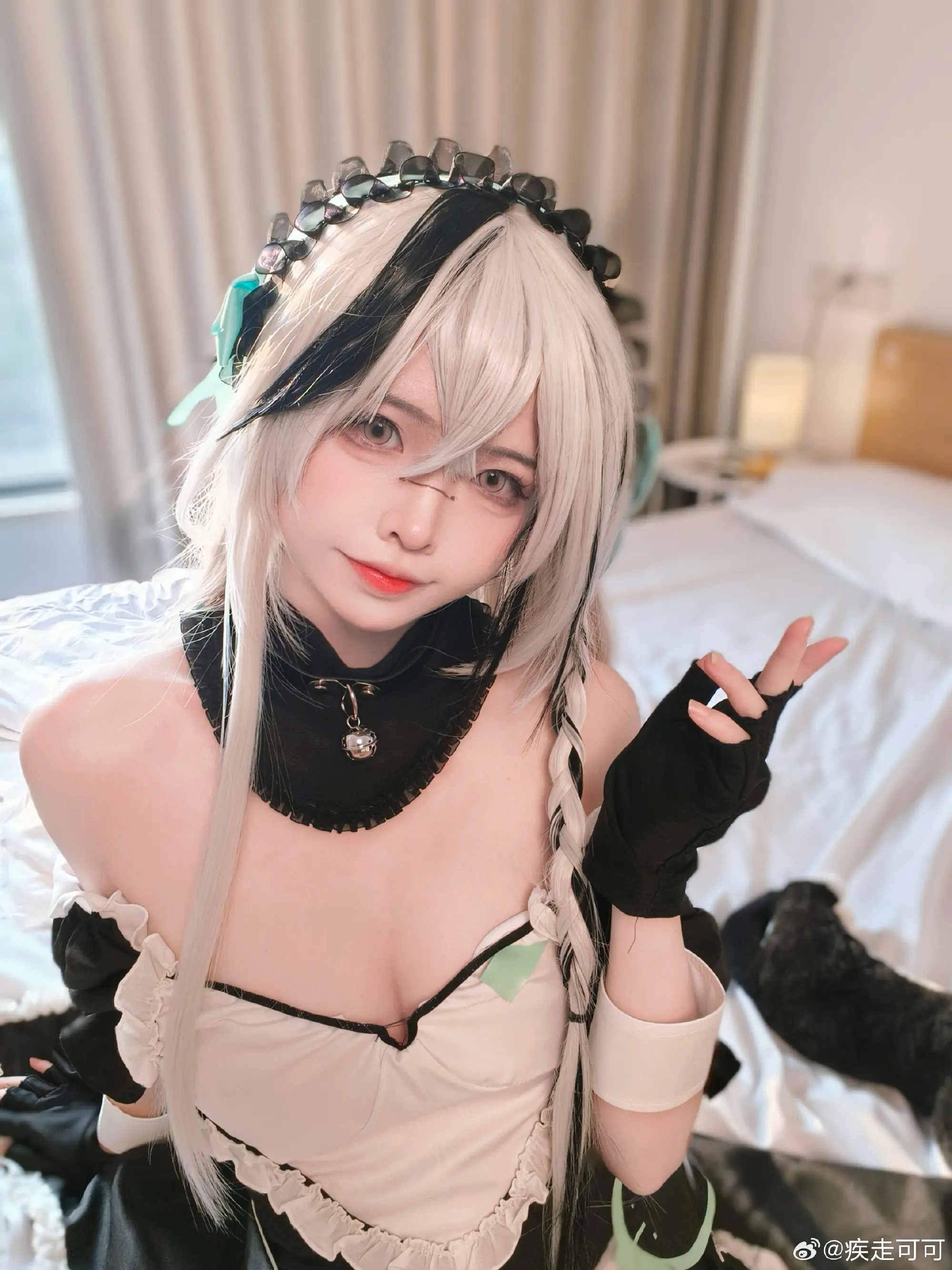 cosplay 尘白禁区 女仆装@疾走可可-公众号小姨ai
