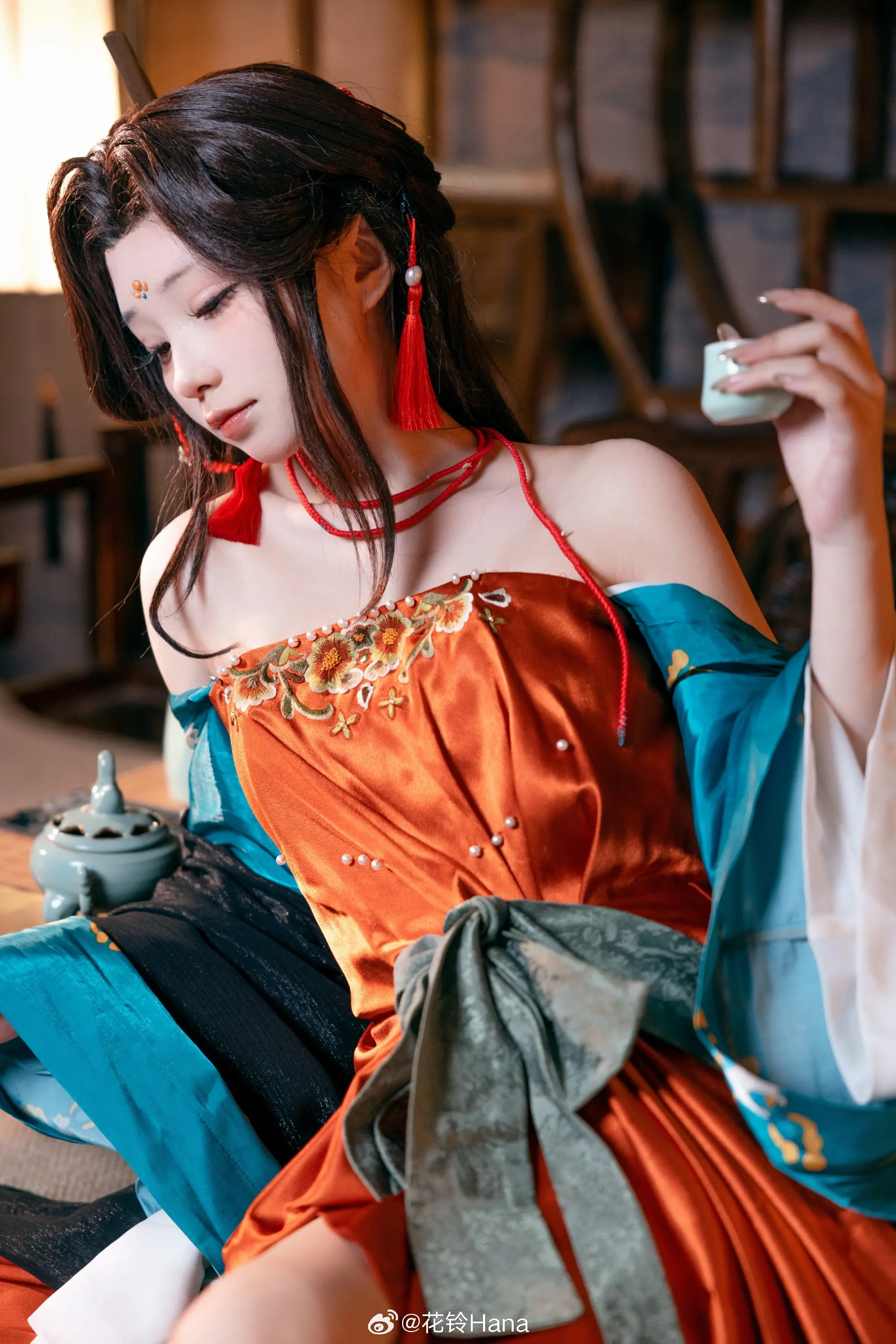 我只想帮他们……如果都变成鹿蜀……就不会这样了。@花铃Hana COSPLAY-第4张