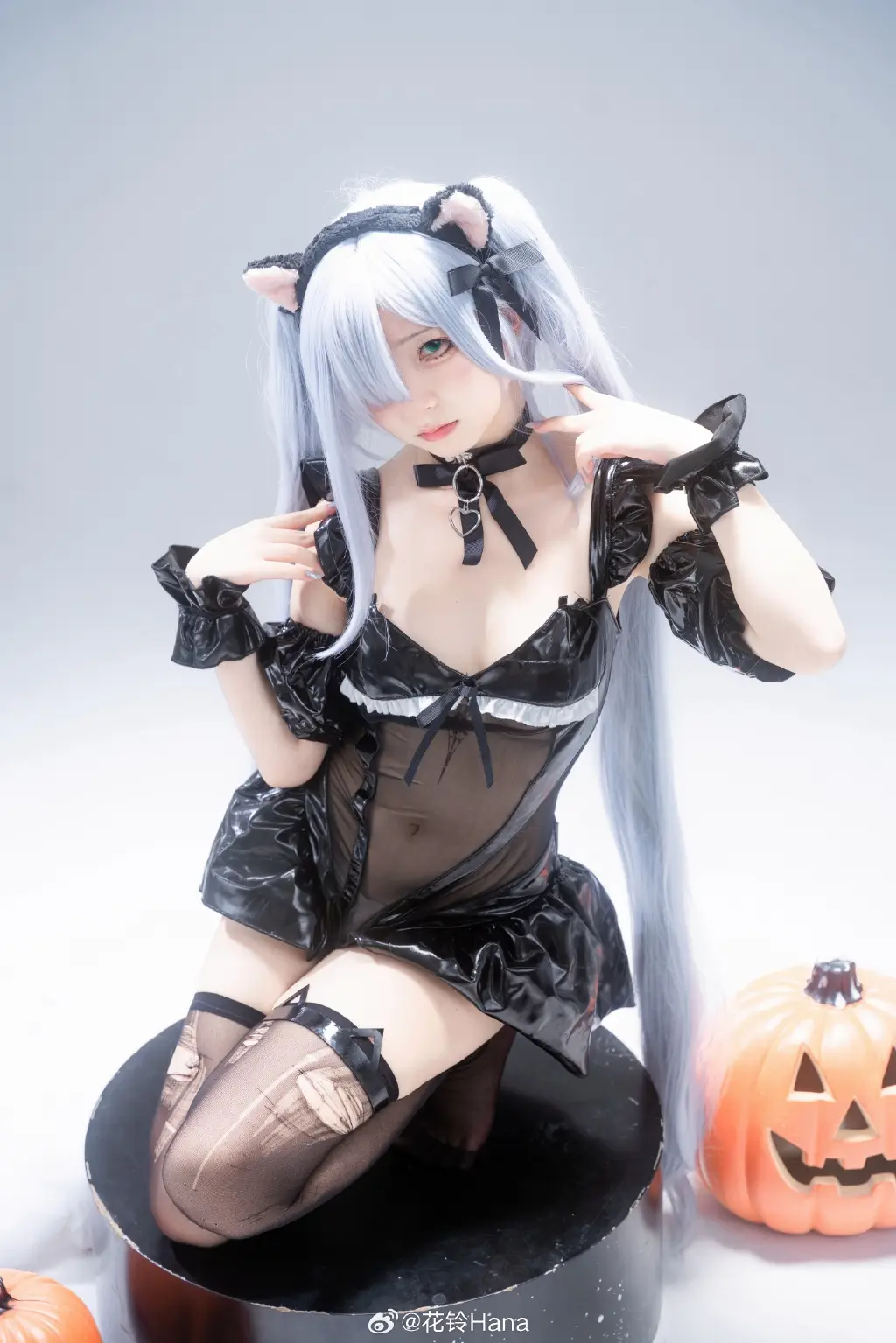 今天是不是可以向指挥官要糖果来着… 🎃雅努斯-万圣喵喵惊悚夜🎃@花铃Hana COSPLAY-第2张