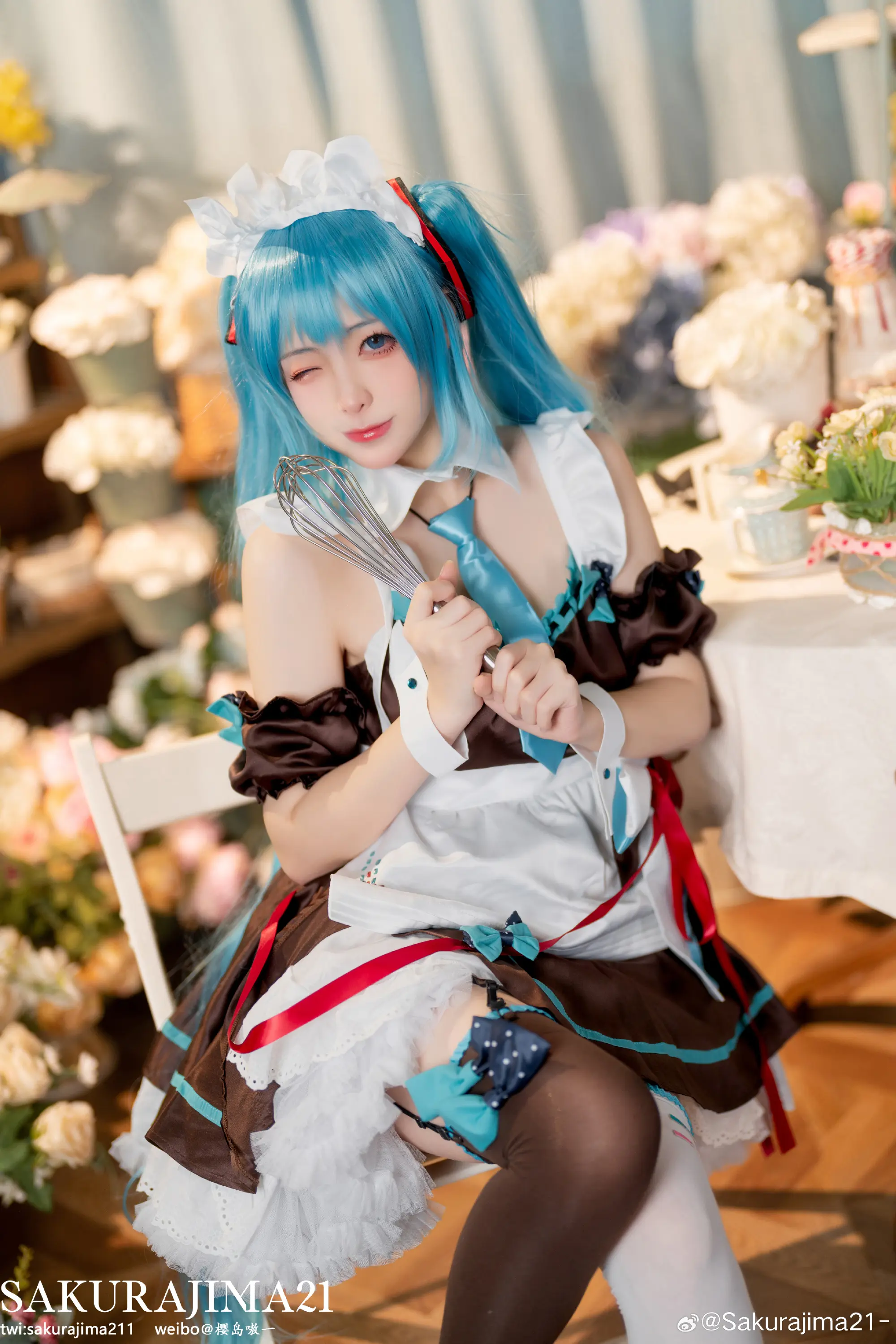 COSPLAY miku巧克力女仆@Sakurajima21--公众号小姨ai