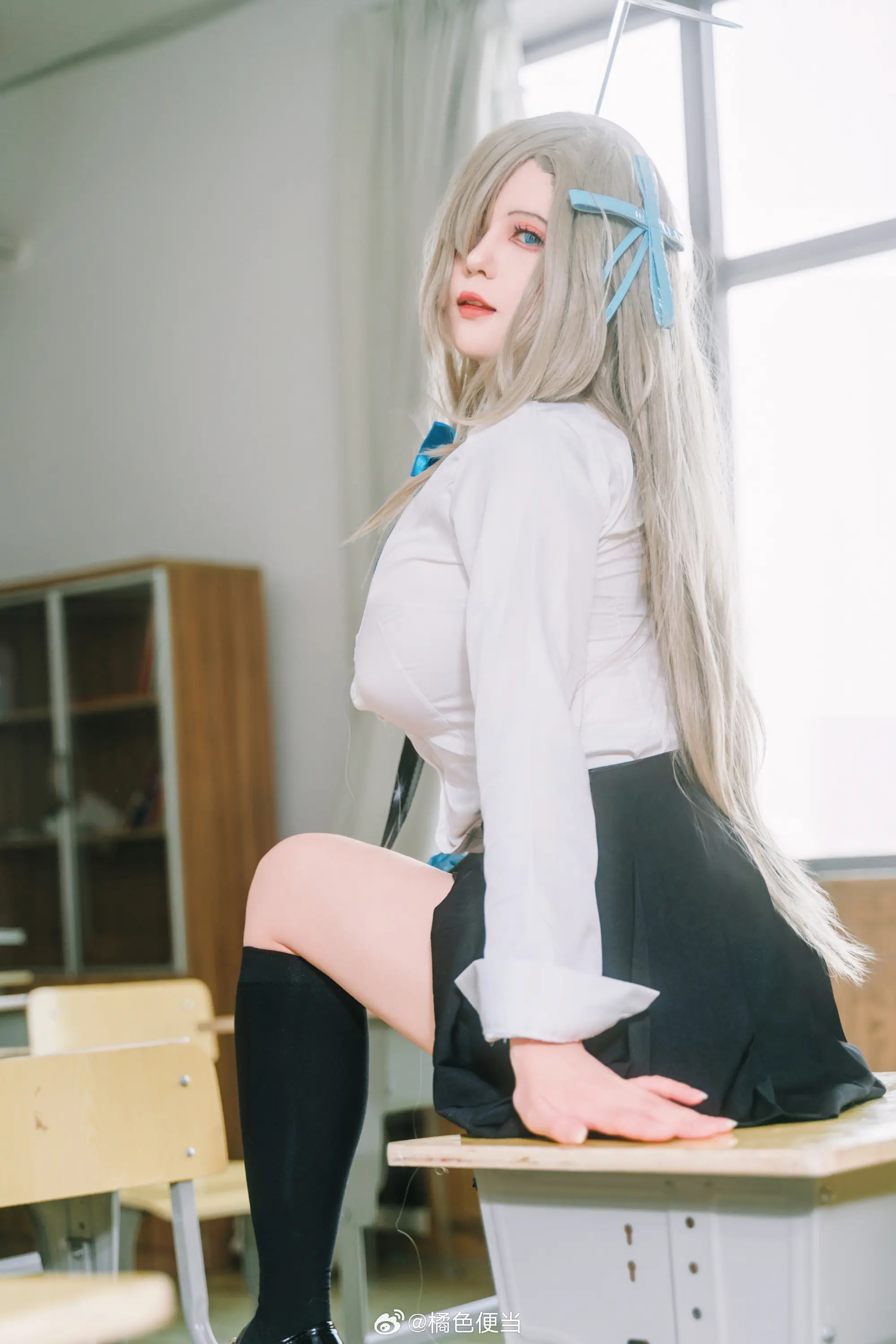 cosplay 老师。。可要好好给我辅导功课呀～ 蔚蓝档案  明日奈@橘色便当-公众号小姨ai