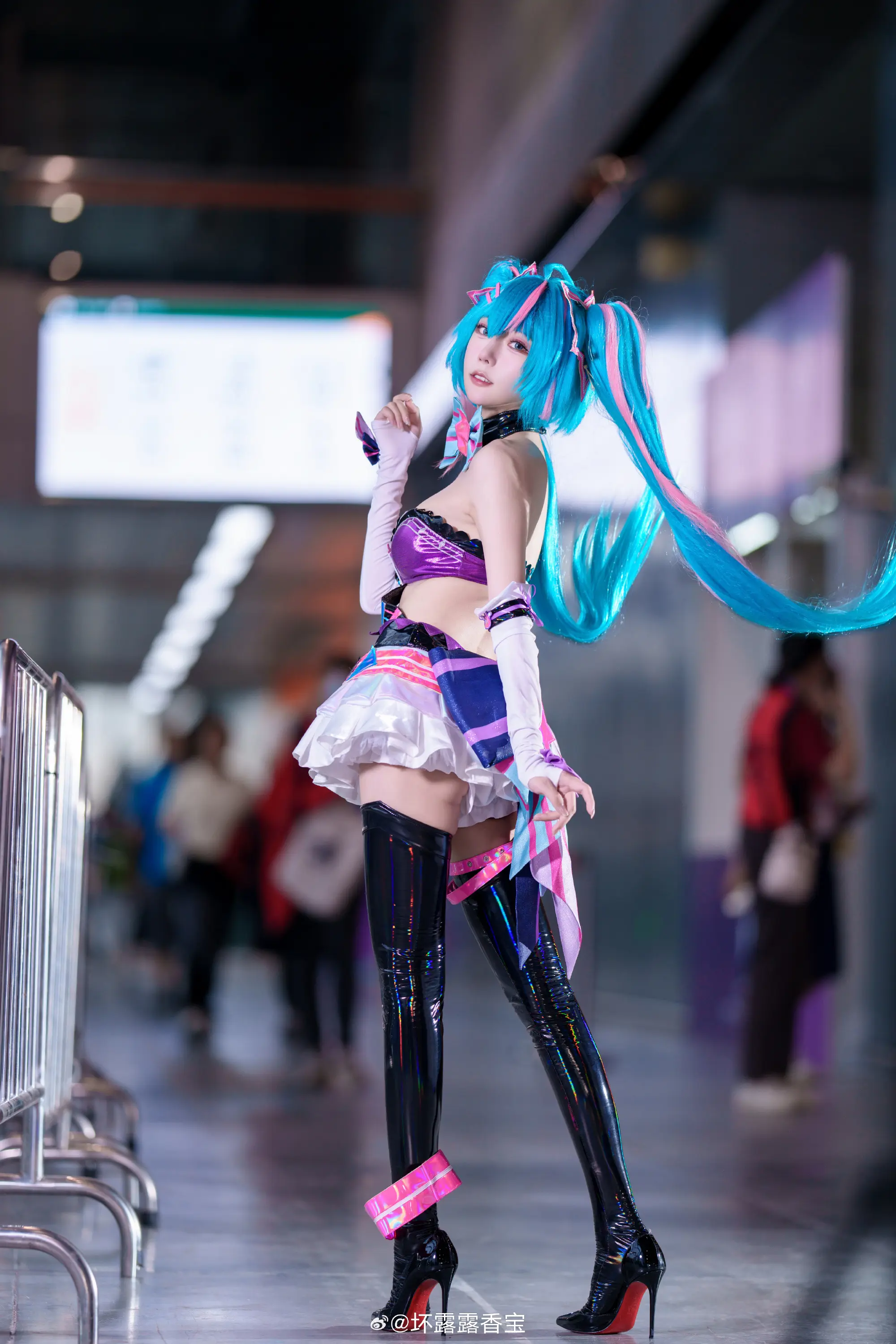COSPLAY 这好像是我第一次cos初音未来@香草喵露露_ COSPLAY-第2张