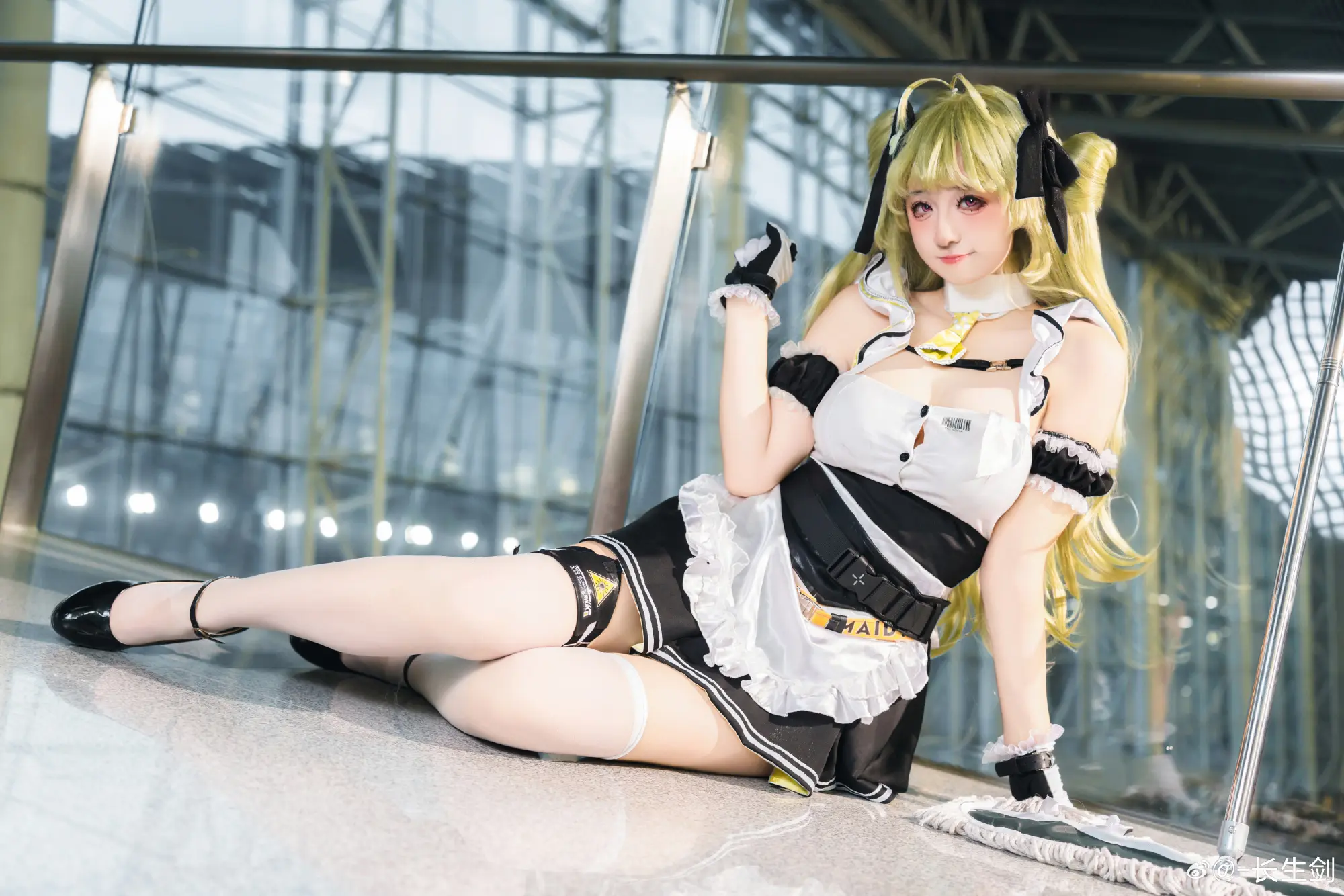 COSPLAY nikke:胜利女神@十悲伤小木十 ​​​ COSPLAY-第4张