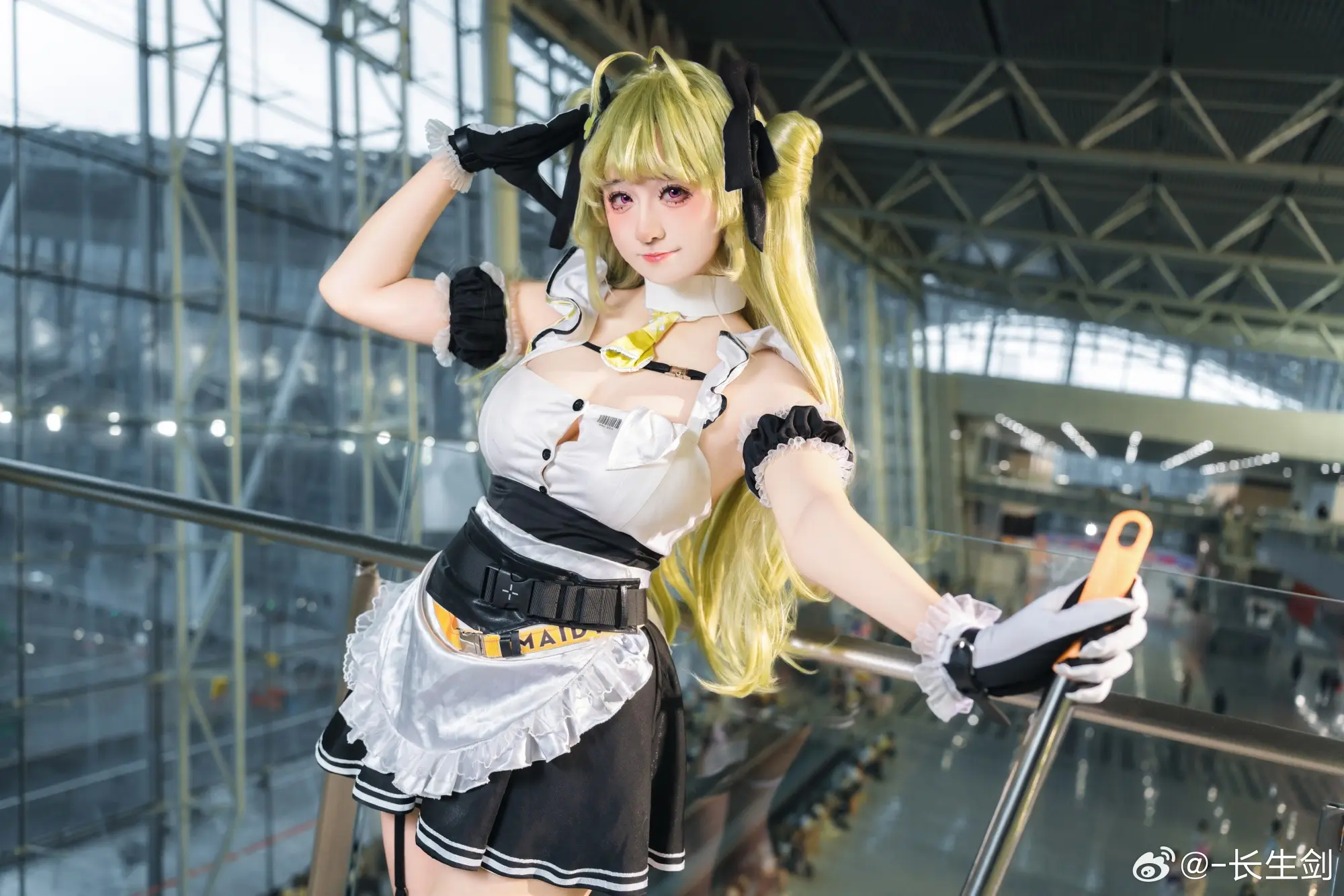 COSPLAY nikke:胜利女神@十悲伤小木十 ​​​ COSPLAY-第9张
