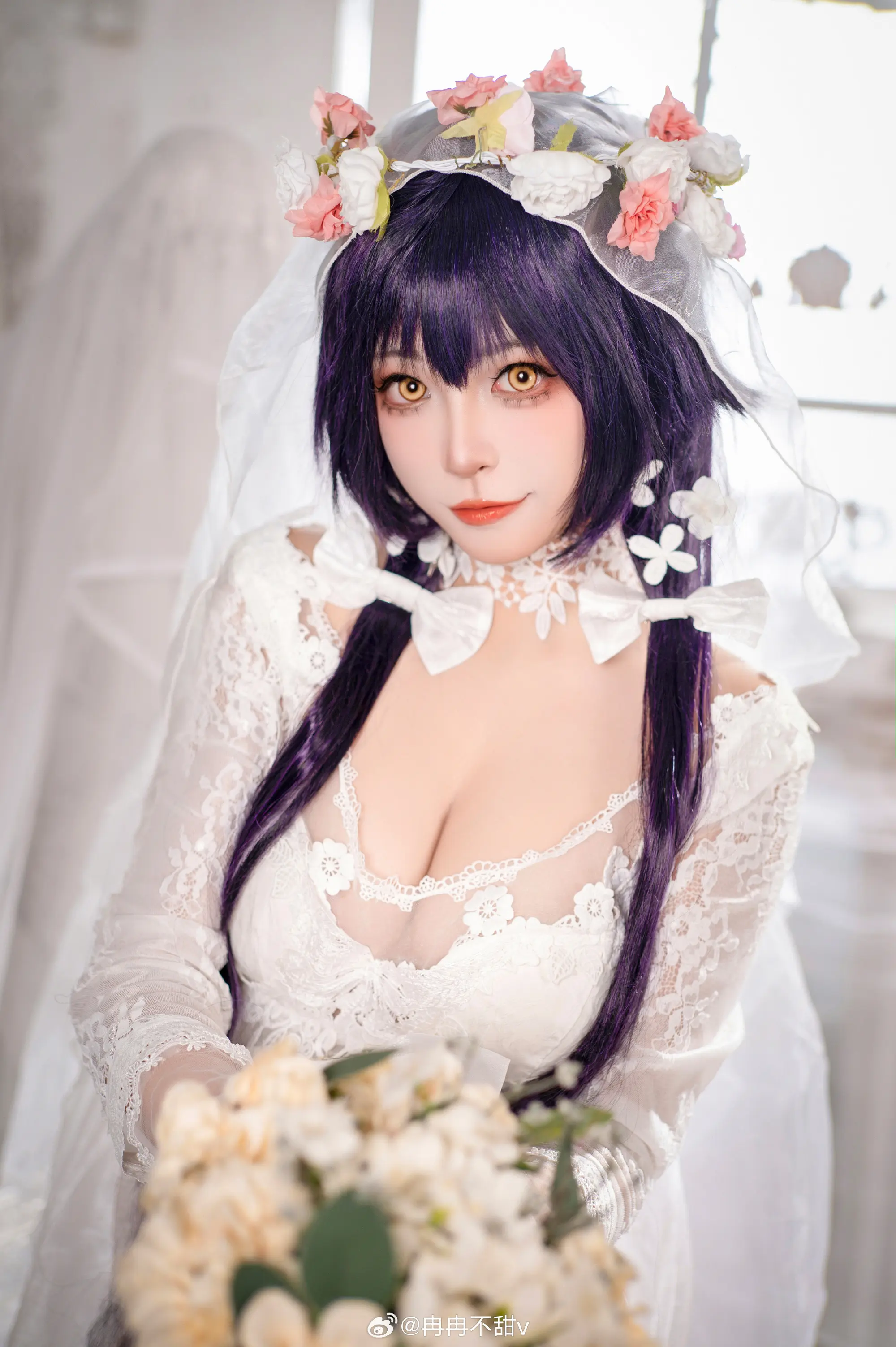 COSPLAY 指挥官，你愿意一直牵着我的手吗～❤️ 碧蓝航线 💐 吾妻花嫁@冉冉不甜v-公众号小姨ai