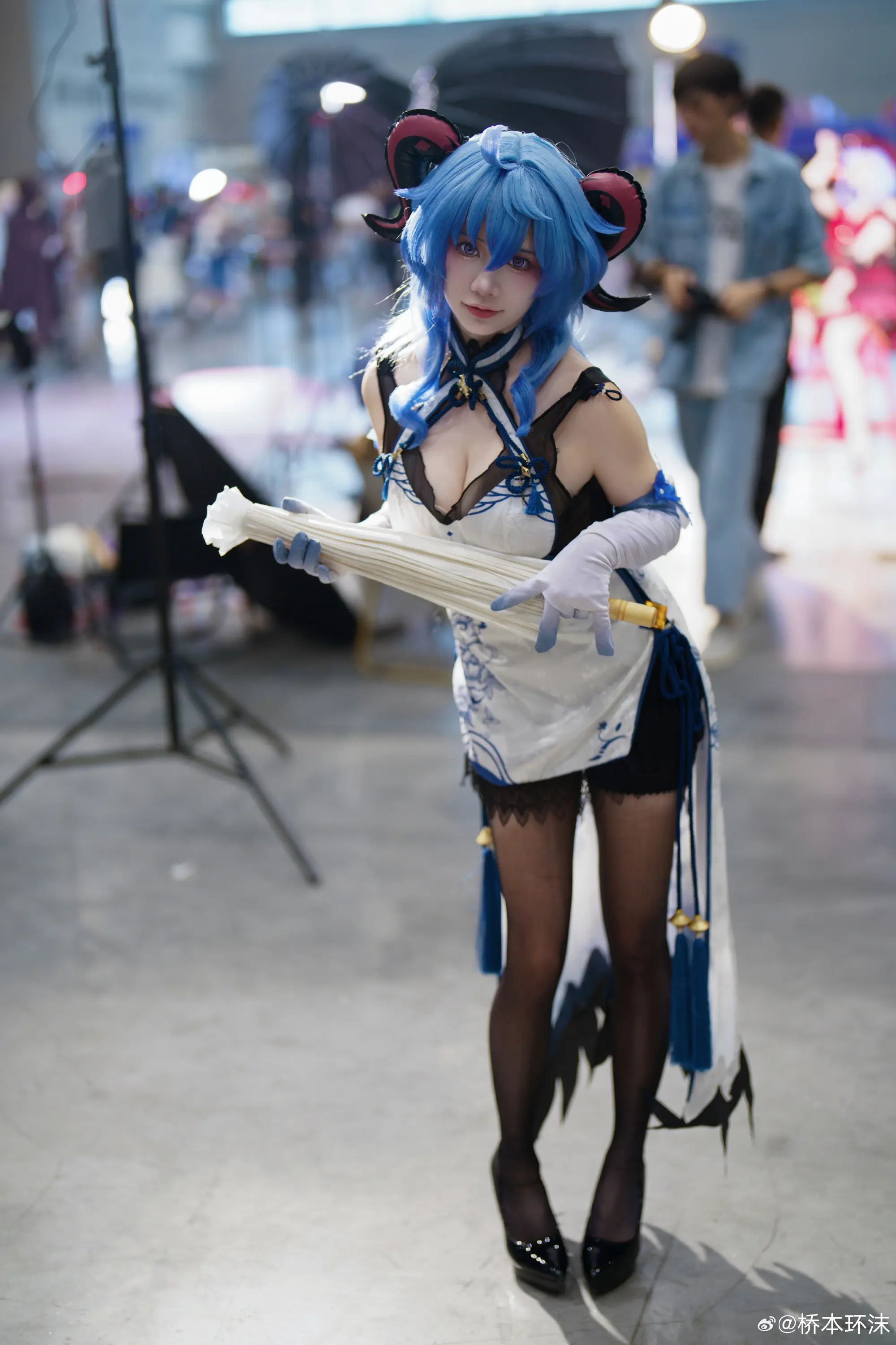过来当甘雨的坐骑 cosplay 原神 甘雨@桥本环沫-公众号小姨ai