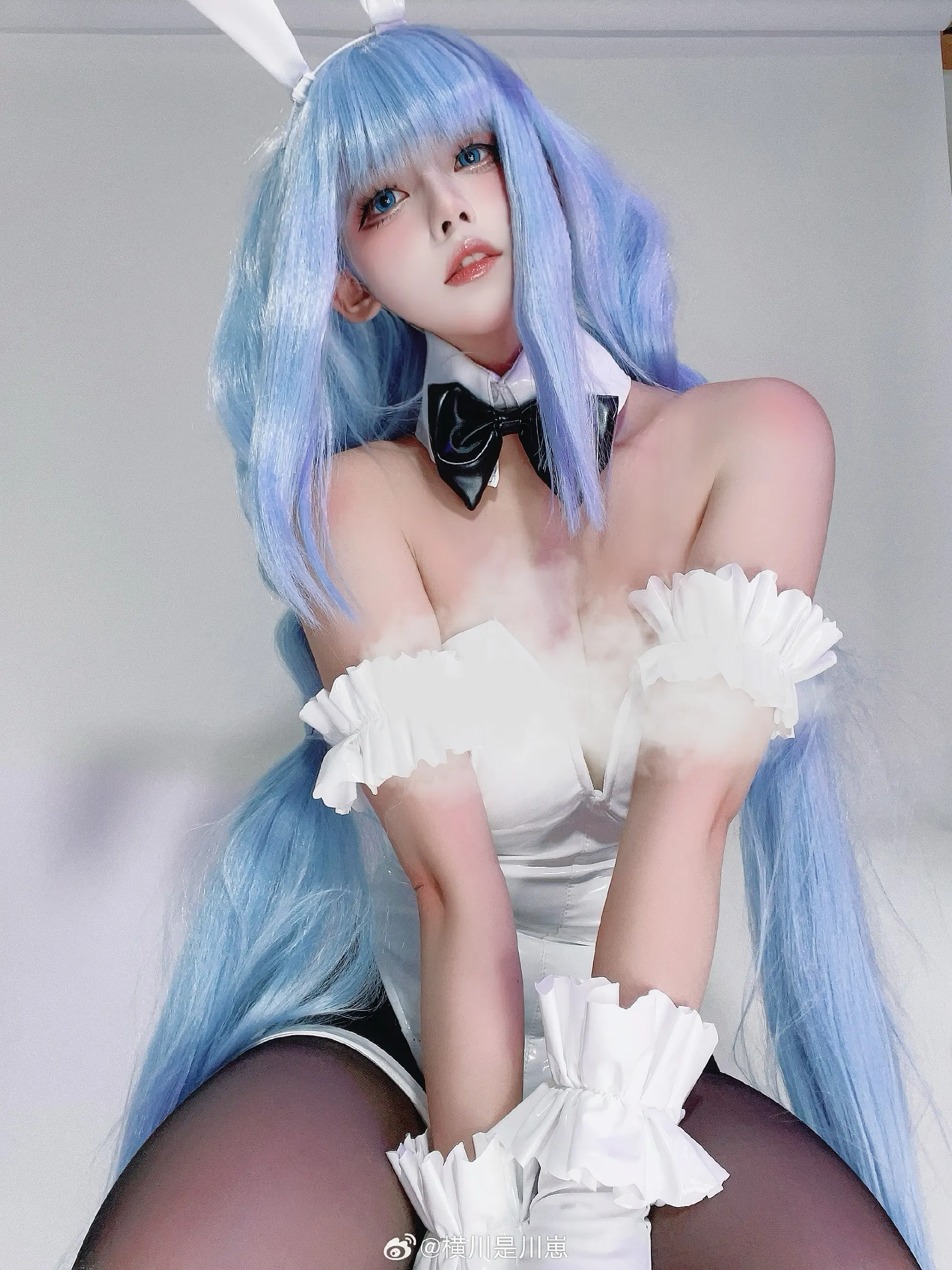 COSPLAY 碧蓝航线 台球上的猫与“兔”—雅努斯@横川是川崽-公众号小姨ai