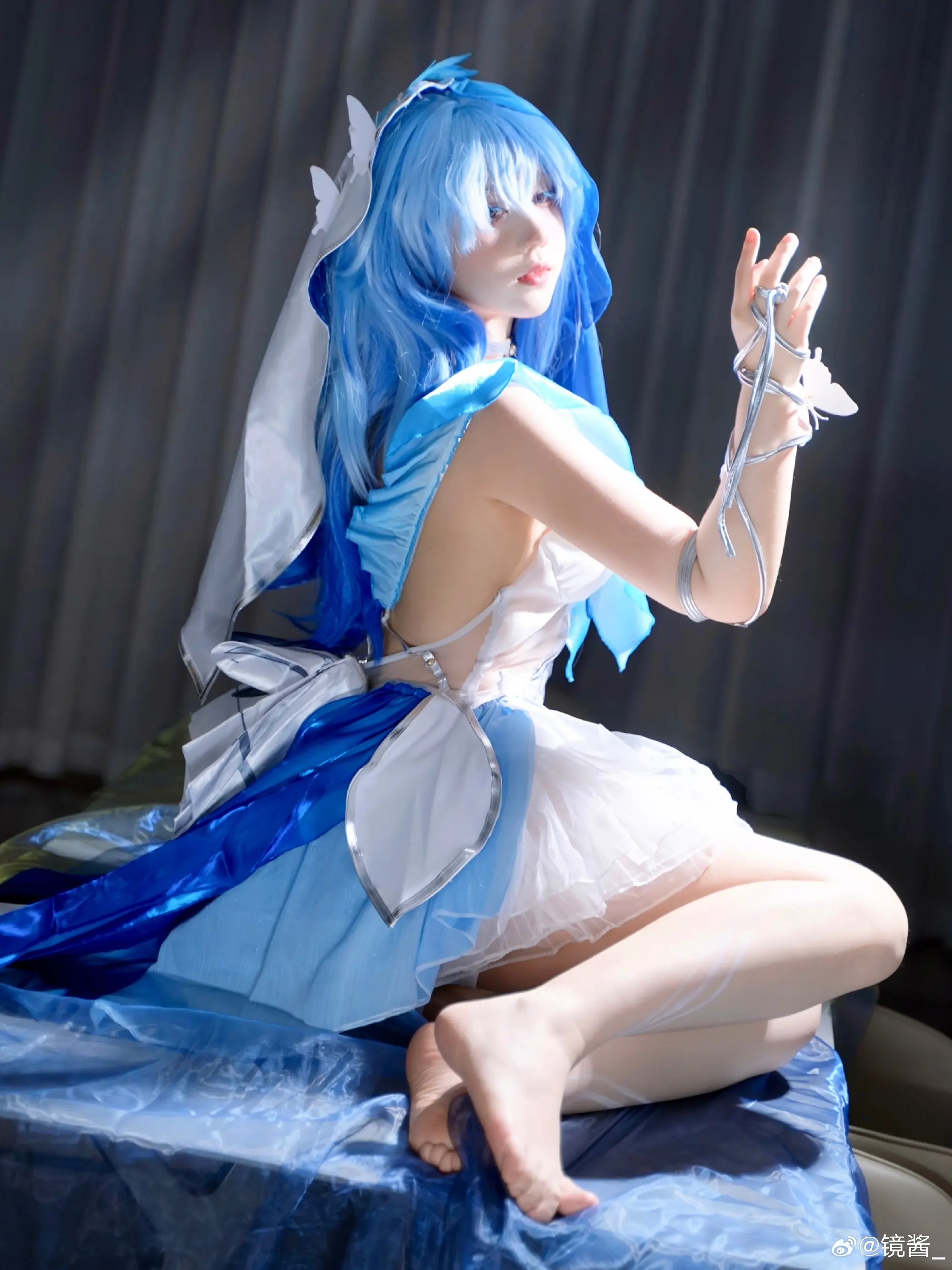 COSPLAY 鸣潮 守岸人@镜酱_-公众号小姨ai