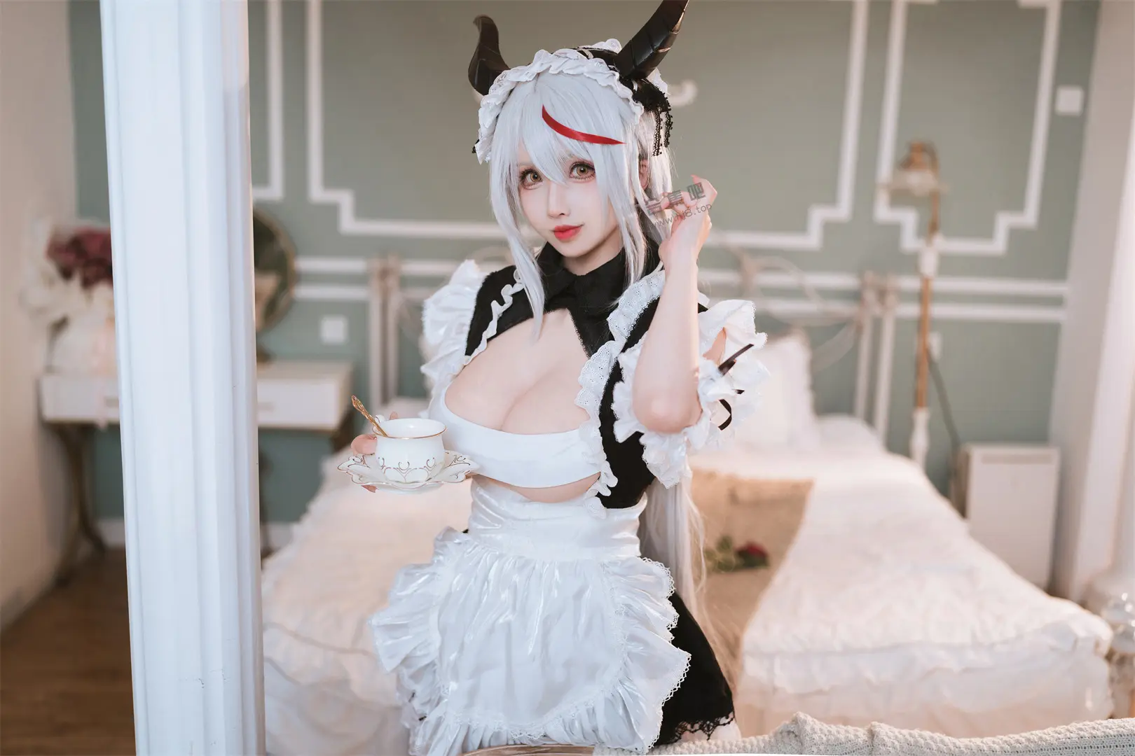【COS精选】妄想航线 港区的龙女仆@rioko凉凉子-公众号小姨ai