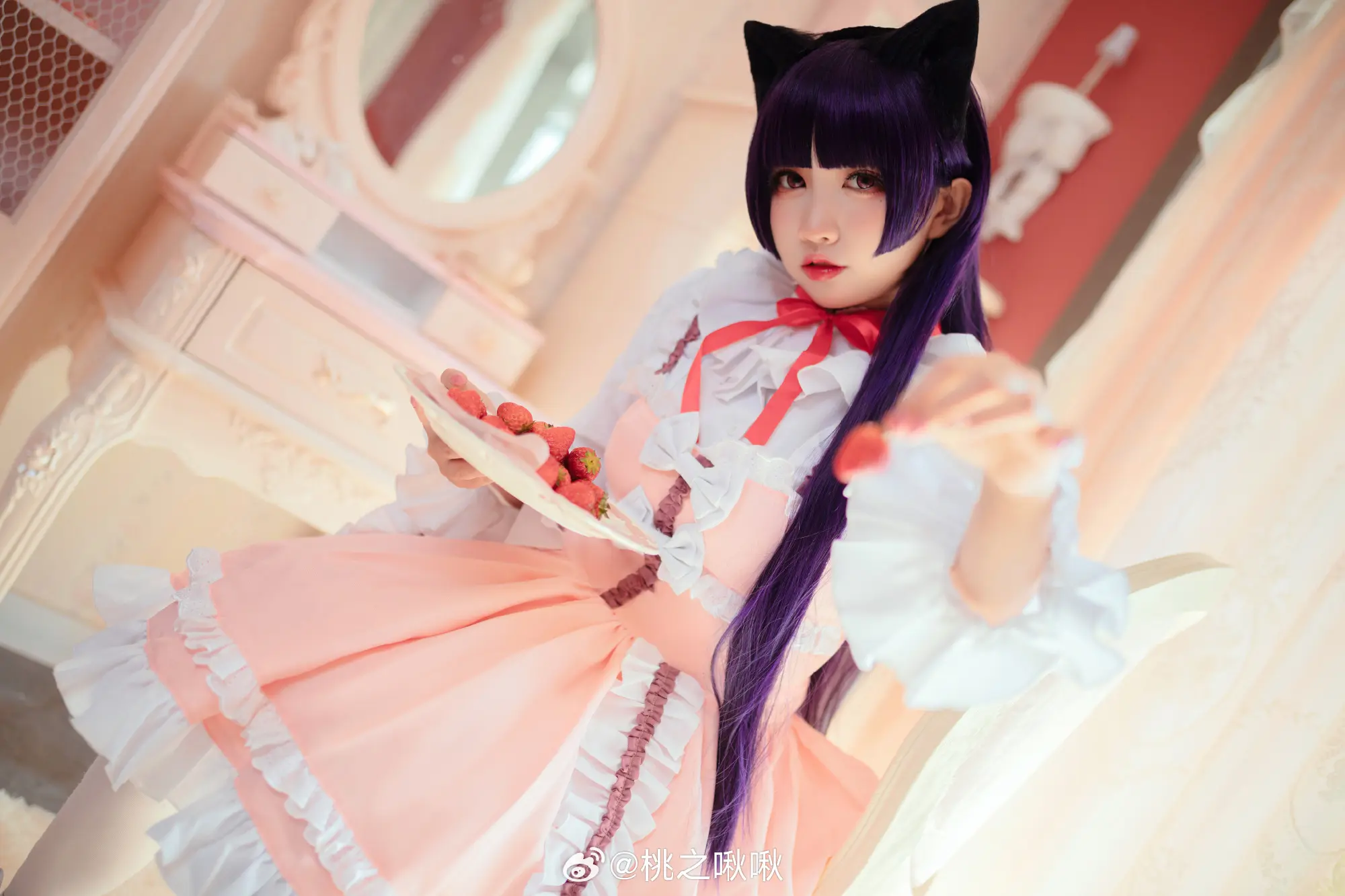 🍓 🍓 𝘀𝘁𝗿𝗮𝘄𝗯𝗲𝗿𝗿𝘆-黒猫洋装 正如未成熟草莓般酸涩的恋情 五更琉璃 俺妹@桃之啾啾 COSPLAY-第9张