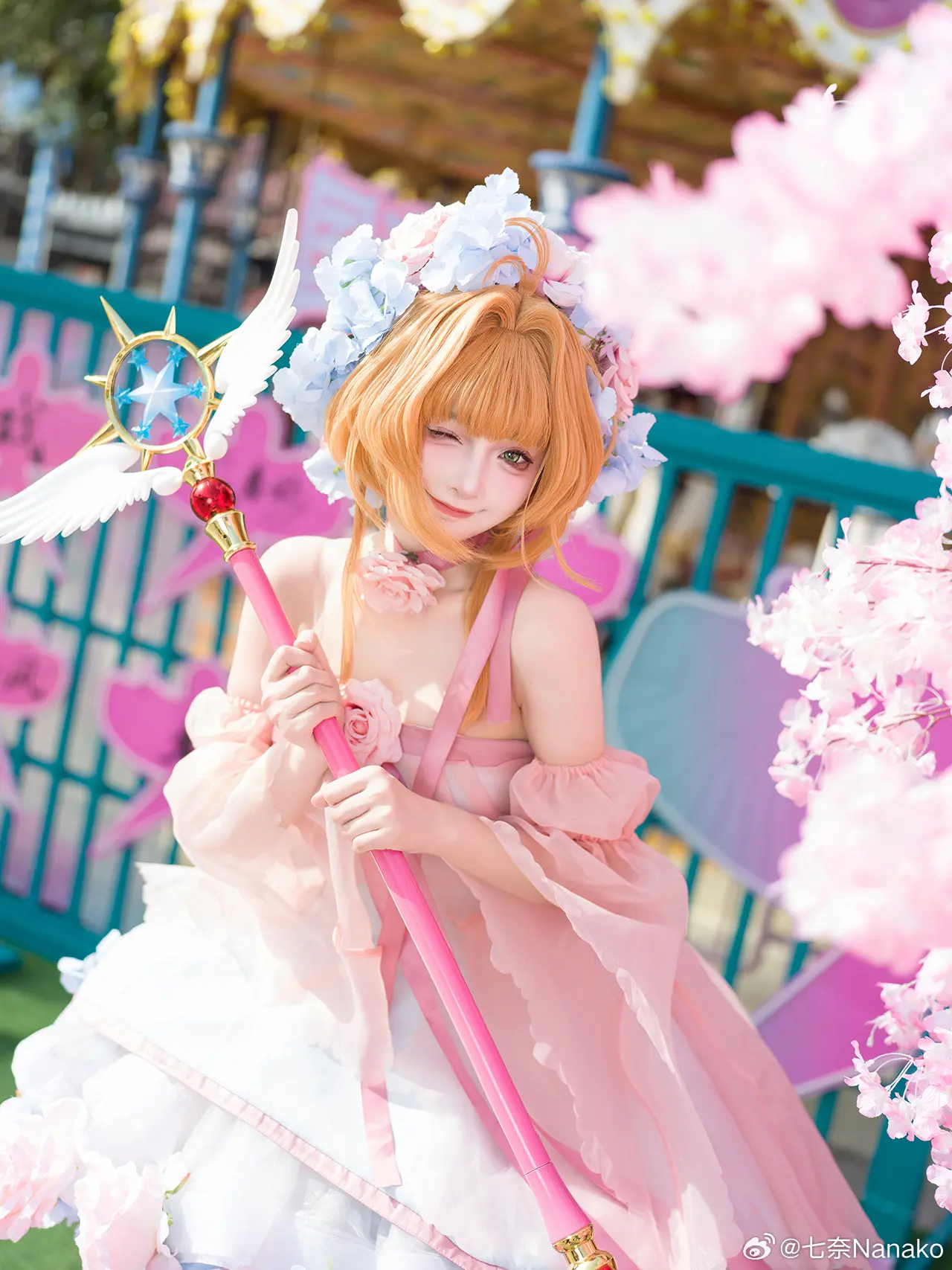 cosplay 起猛了，突破次元壁看到小樱了！ 魔卡少女樱@鱼子酱不能睡懒觉 ​​​-公众号小姨ai
