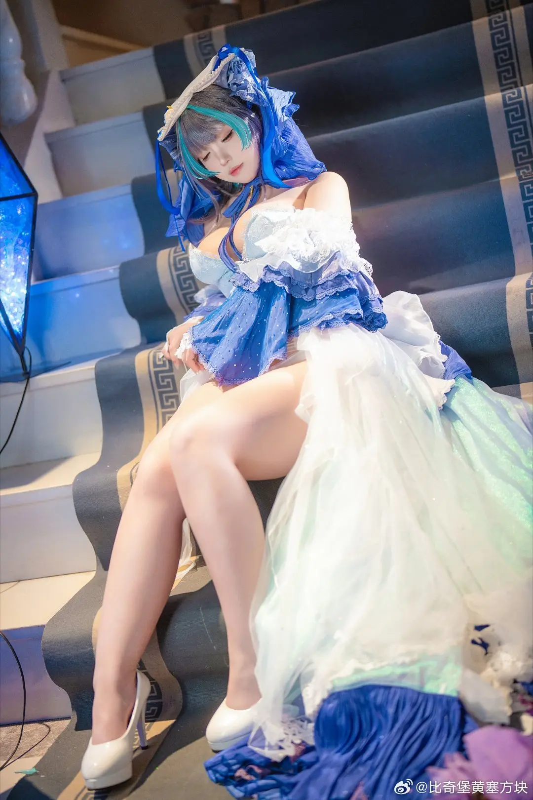 32b0f5bf63007d389d062780974ada4c.jpg