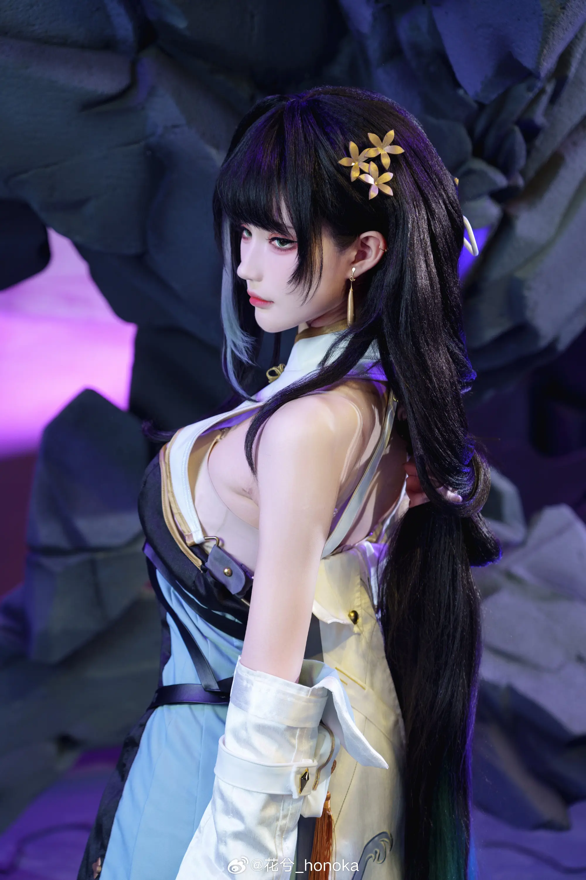 COSPLAY 哎呀～你更喜欢哪个我呢 鸣潮 白芷@花兮_honoka COSPLAY-第8张