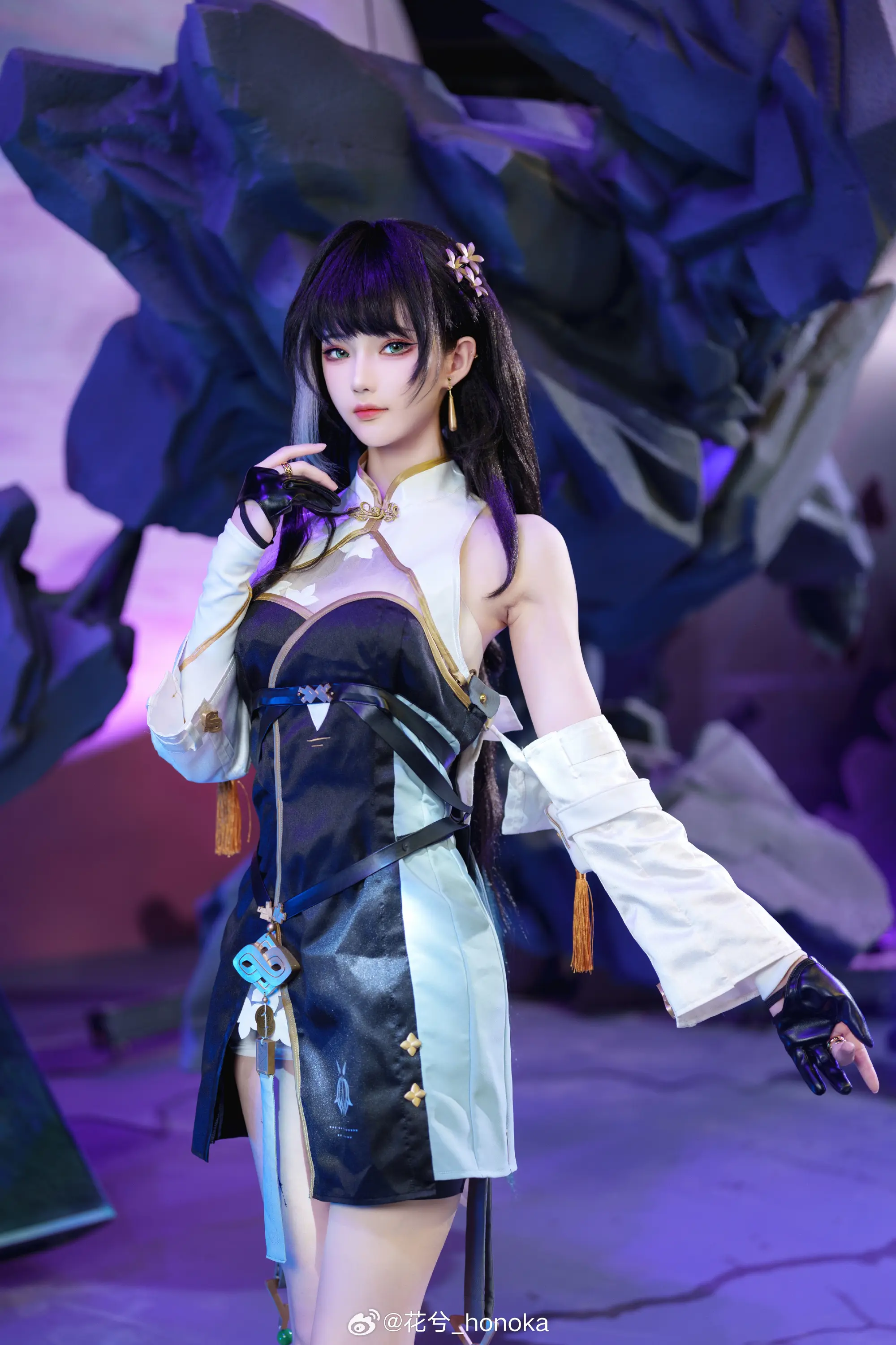 COSPLAY 哎呀～你更喜欢哪个我呢 鸣潮 白芷@花兮_honoka COSPLAY-第5张