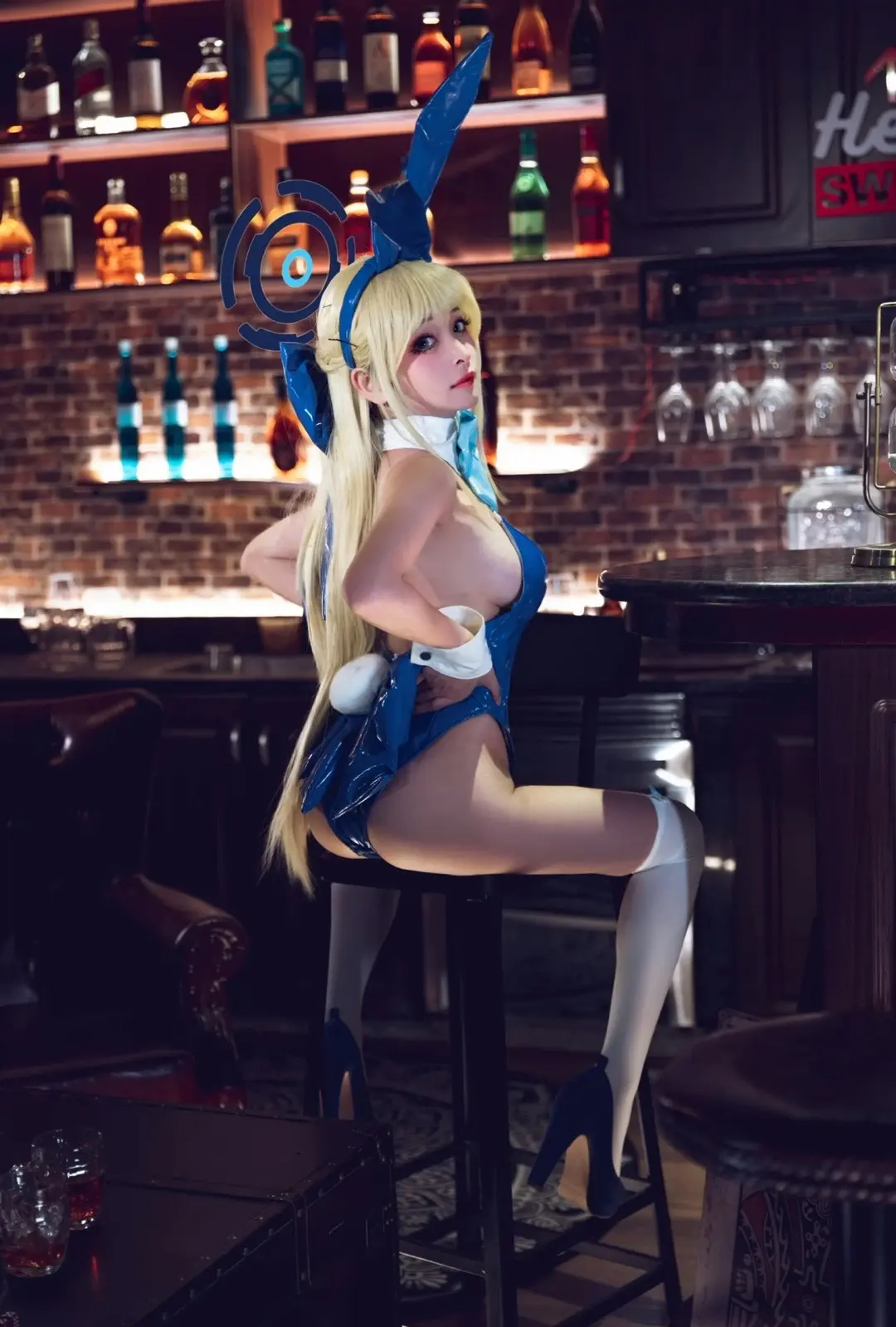 cosplay 哼哼，正因为我是最棒的代理人 蔚蓝档案 飞鸟马时@九九八吖-公众号小姨ai
