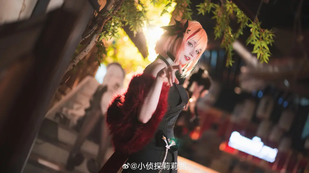 离开热闹的派对会场，然后像这样与指挥官二人独处…指挥官接下来要做点什么来转换心情呢？我很期待哦。碧蓝航线 涟泉大江户@小侦探莉莉西 COSPLAY-第2张