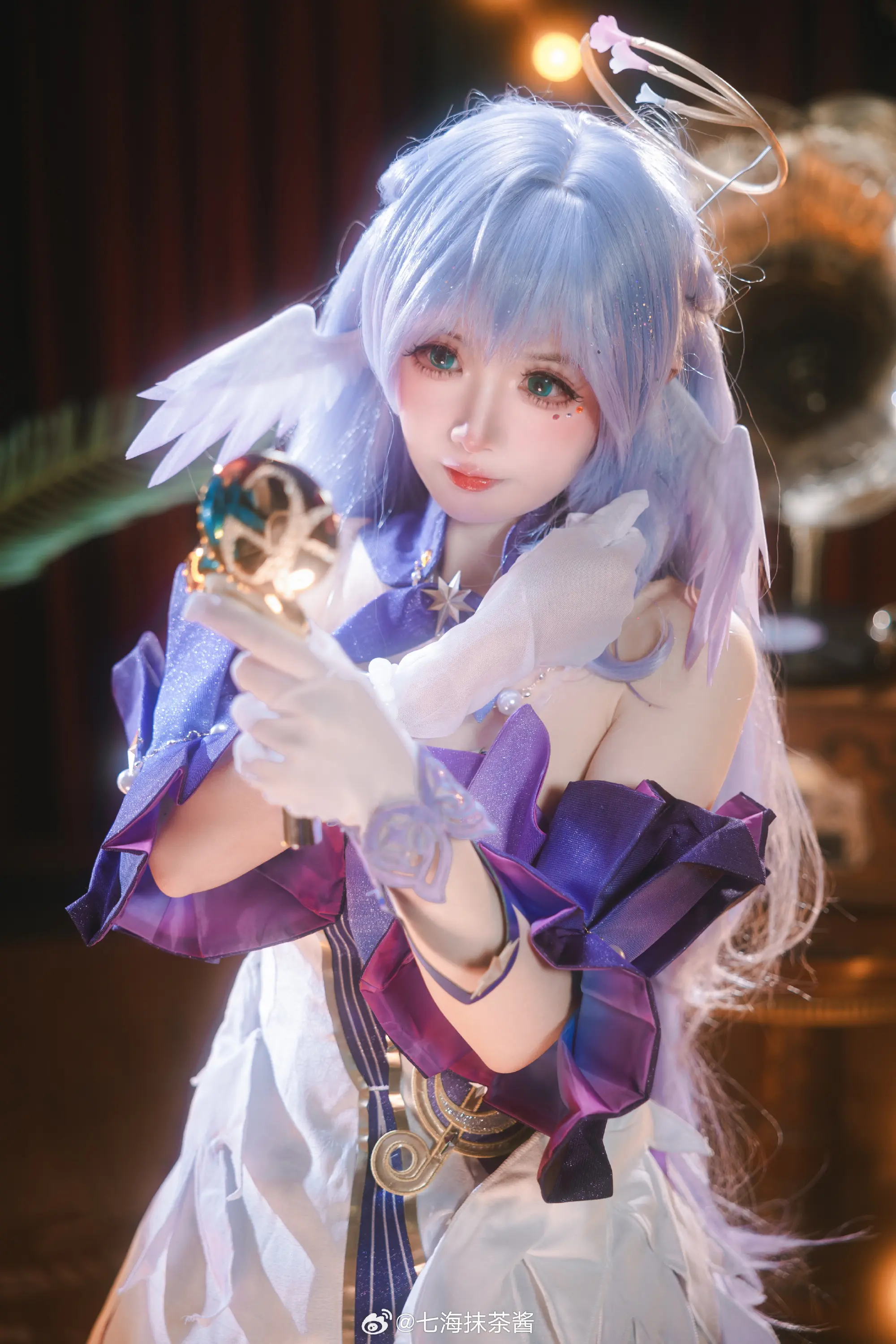 COSPLAY 如果羽翼不幸残缺，那就把翅膀借给彼此。崩坏：星穹铁道 知更鸟@七海抹茶酱-公众号小姨ai