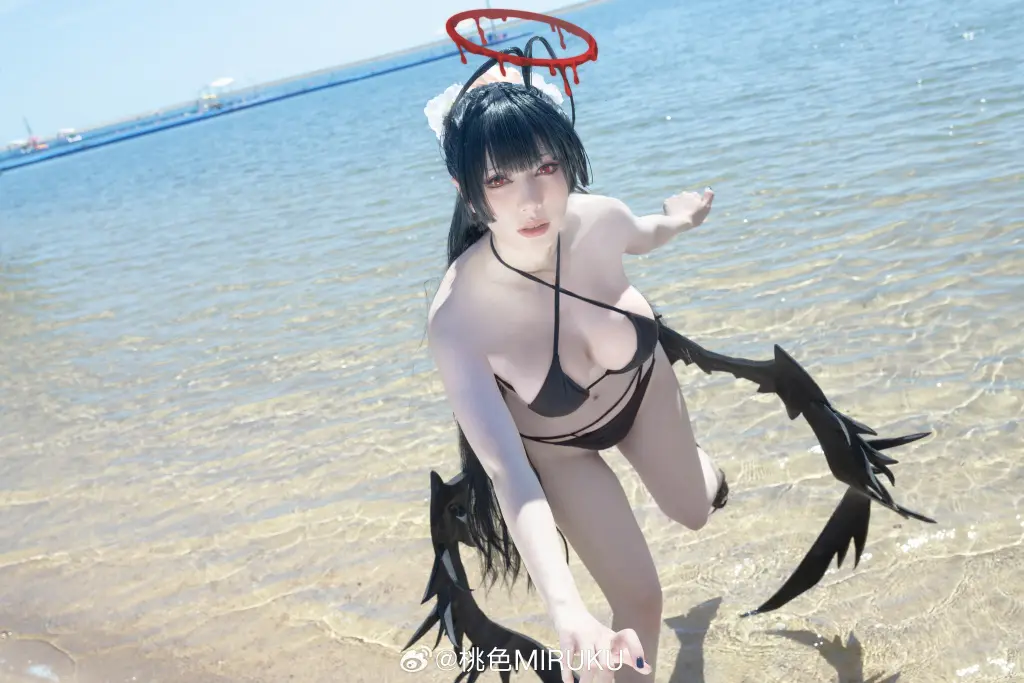 我还是第一次、像这样在海里玩、虽然很尽兴 碧蓝档案 剑先鹤城@桃色MIRUKU COSPLAY-第2张