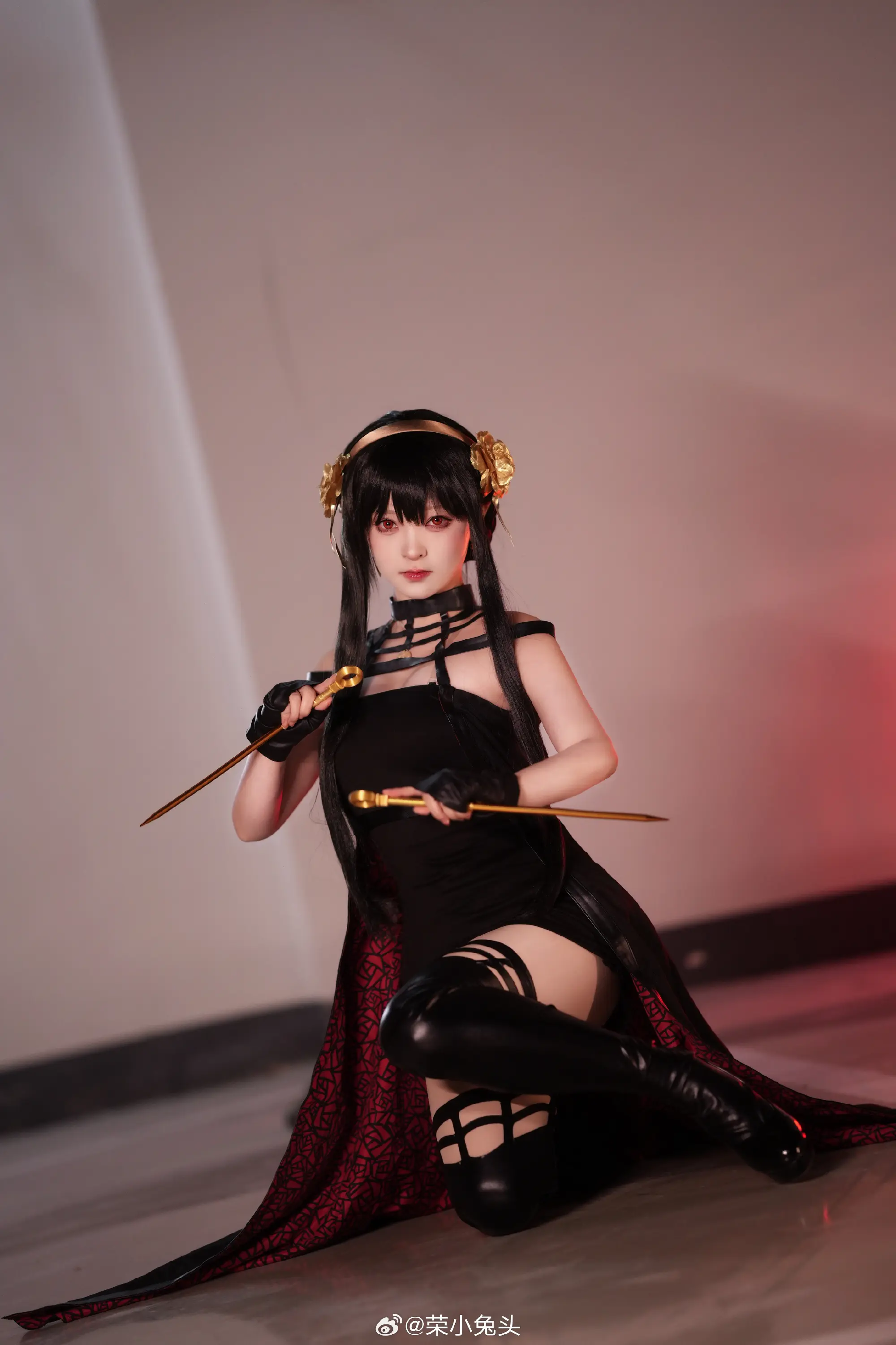 cosplay 终于尝试出了一次约尔太太的cos！ 间谍过家家@荣小兔头 COSPLAY-第4张