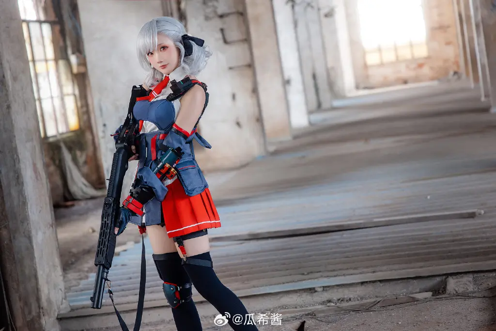 COSPLAY 欸...... 任务要赶不及了？ 哎呀，会没事的啦，先吃块巧克力再说。 少女前线2 追放 塞布丽娜@瓜希酱 COSPLAY-第18张