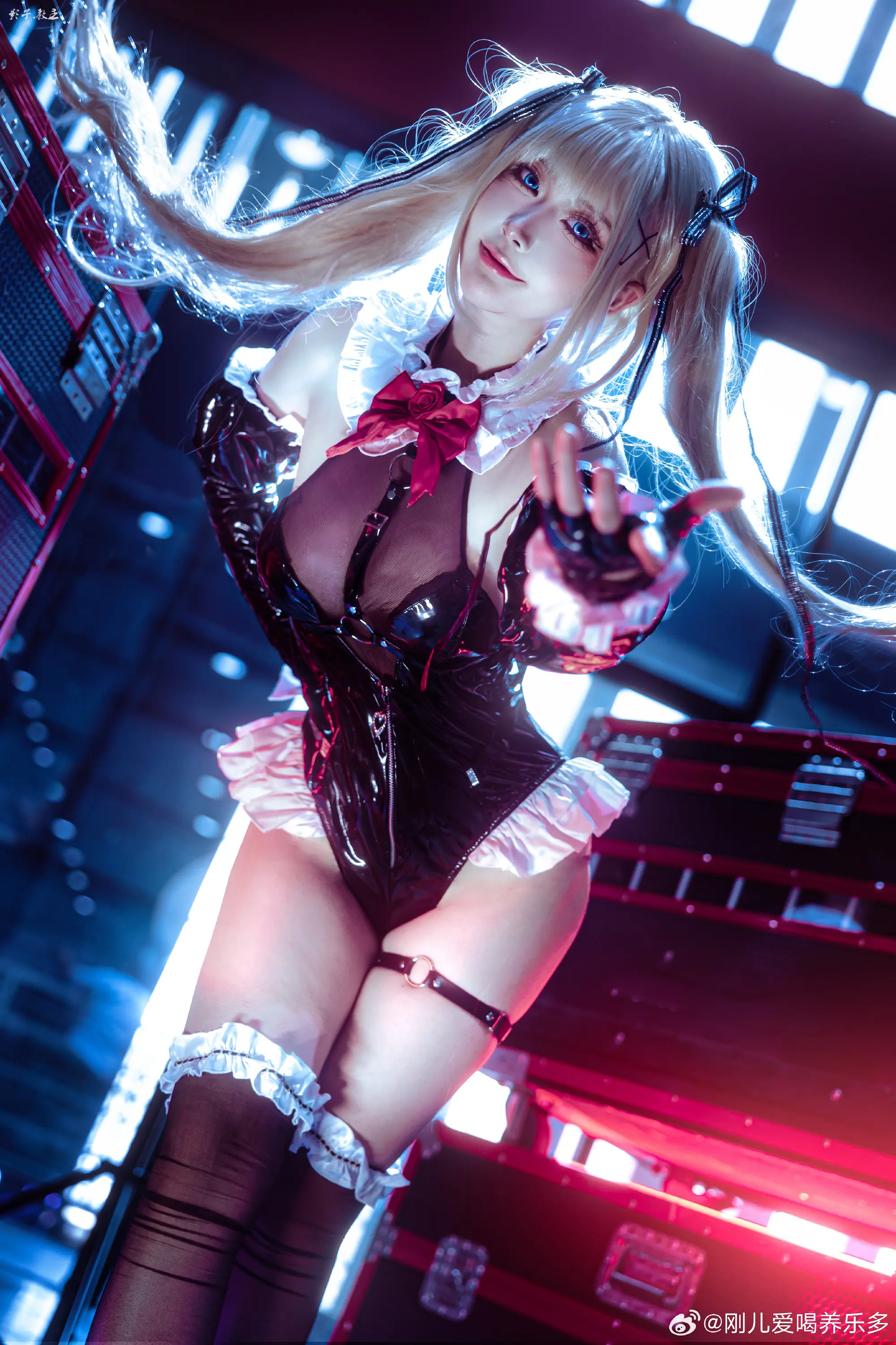 cosplay 我会让你绽放血色玫瑰的 死或生 玛丽萝丝@锅包刚just-公众号小姨ai