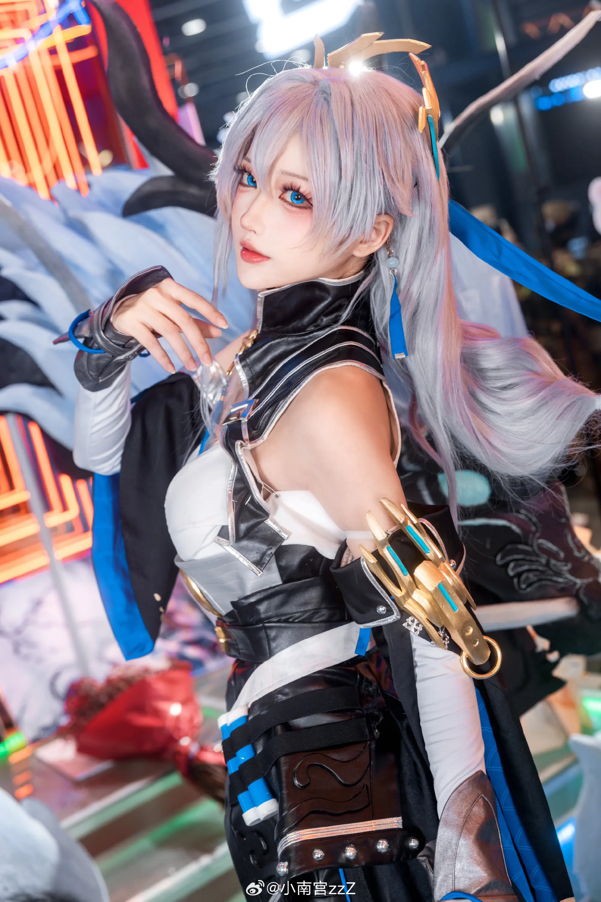 COSPLAY 深空之眼「天光云影，倒使你看得入神。」——太一·庚辰@小南宫zzZ-公众号小姨ai