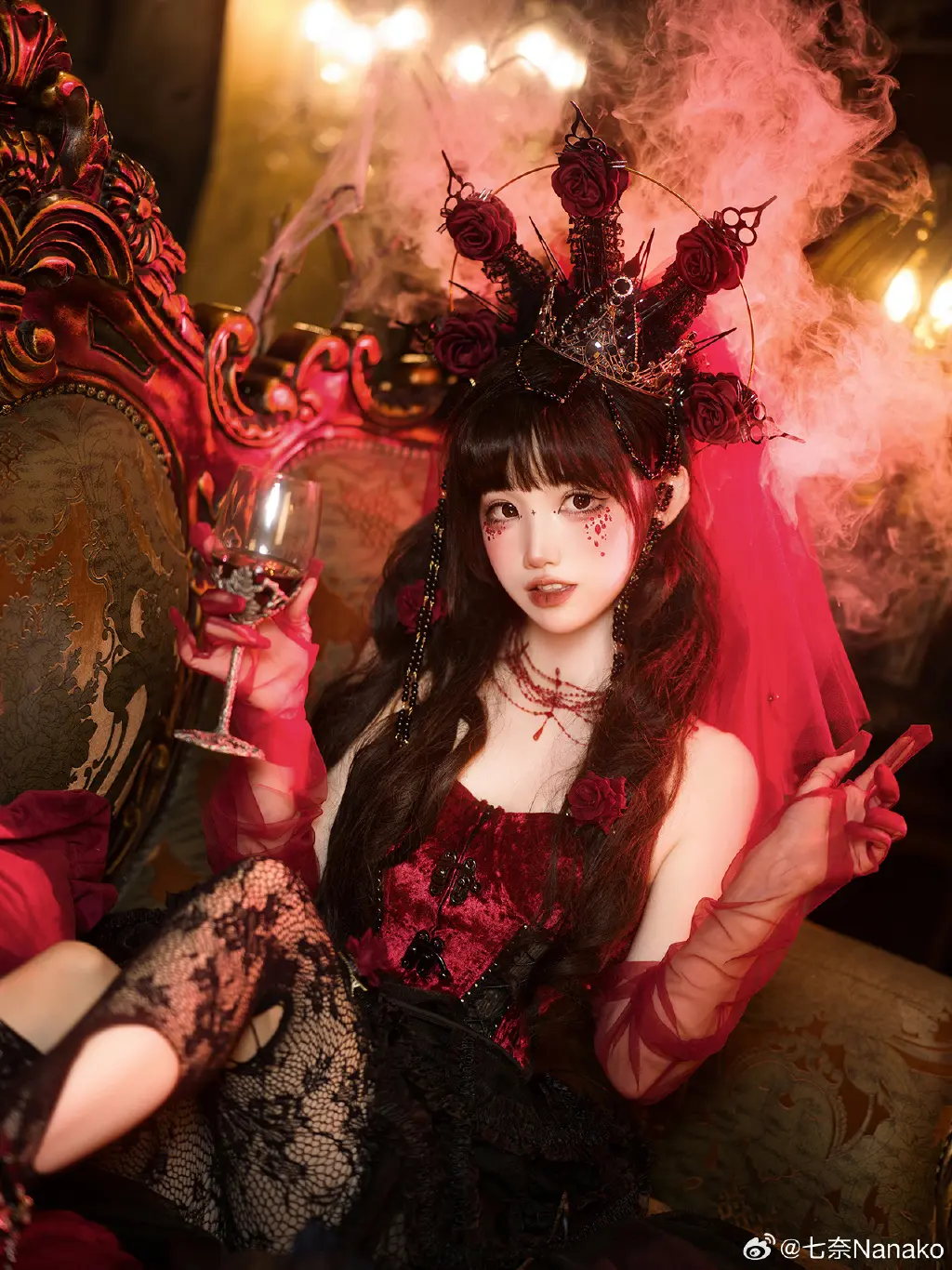 在这个夜晚，时间被凝固 🕷️🍷@七奈Nanako COSPLAY-第2张
