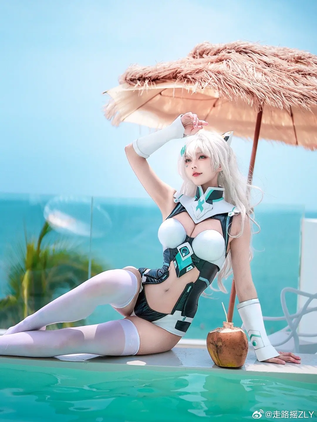 提问，把我的天选机扔进海里就可以获得泳装姬姬吗？@走路摇ZLY COSPLAY-第2张