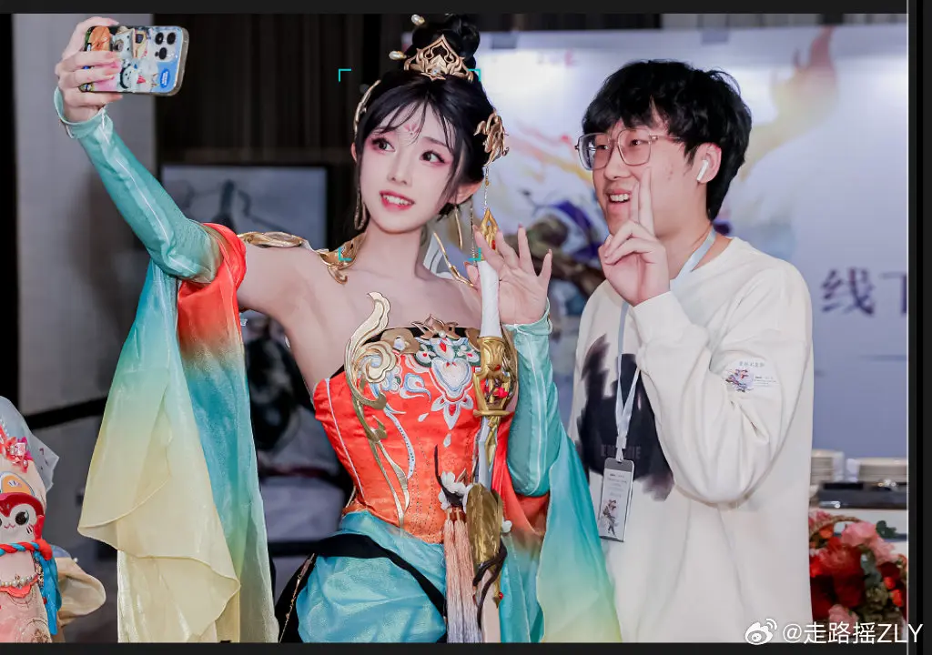 昔有佳人公孙氏！永劫无间交流会出了迦南公孙大娘新皮肤，见到很多玩家大宝贝！好开心 永劫无间@走路摇ZLY COSPLAY-第7张