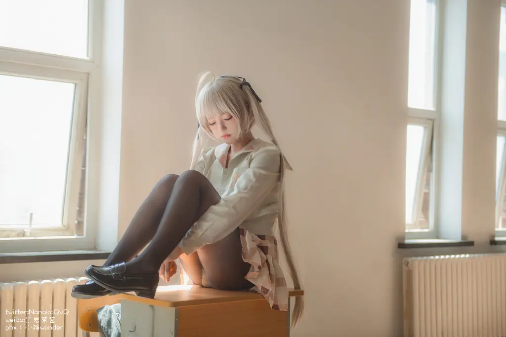 COSPLAY 发一下古早穹妹，奈奈真的太可爱啦，阳光好怎么拍都好看@黑岩奈酱 COSPLAY-第11张