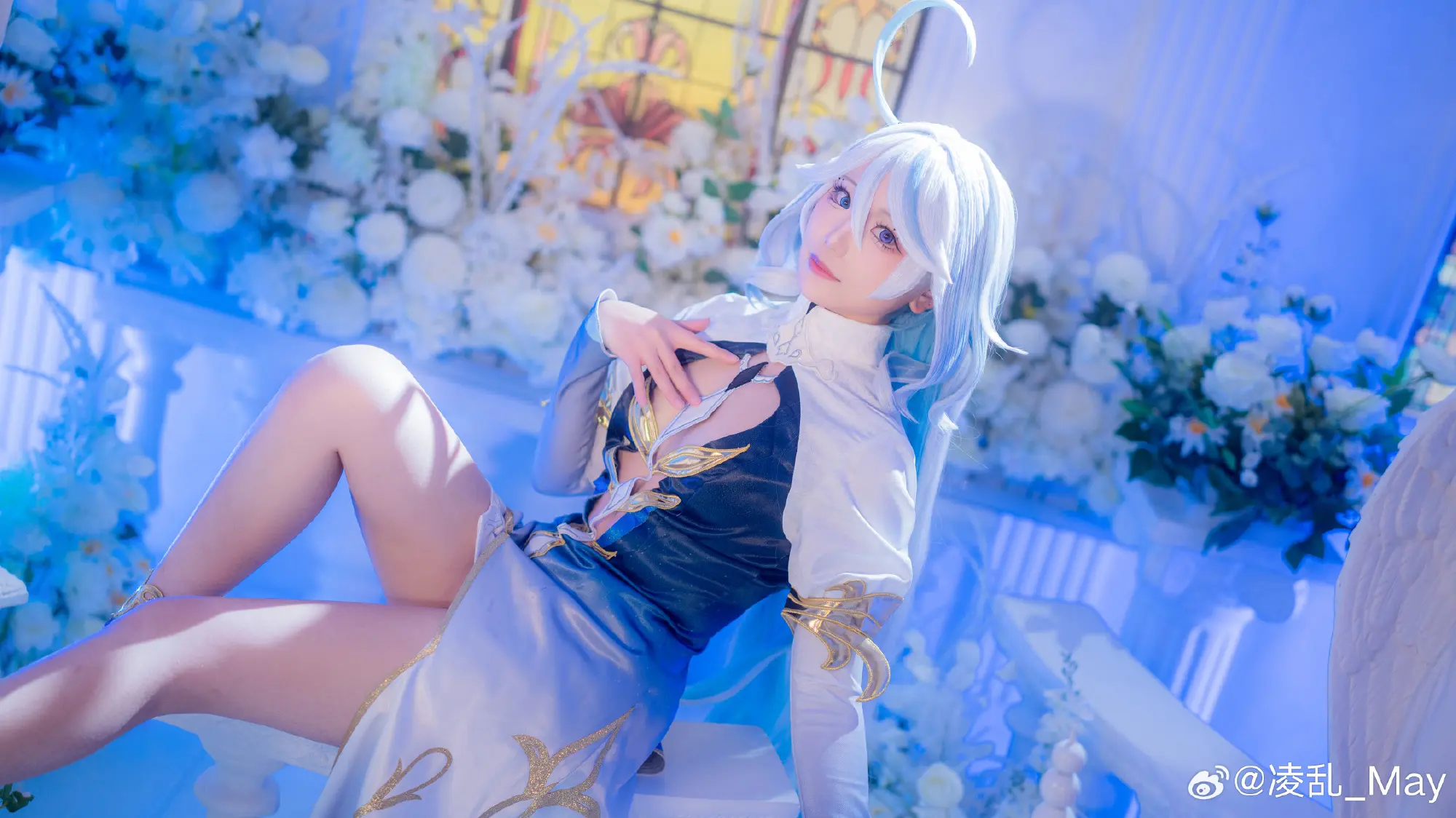 COSPLAY 罪人舞步旋  水龙，水龙，别哭啦。原神 芙卡洛斯💙 ​​​@凌乱_May COSPLAY-第5张