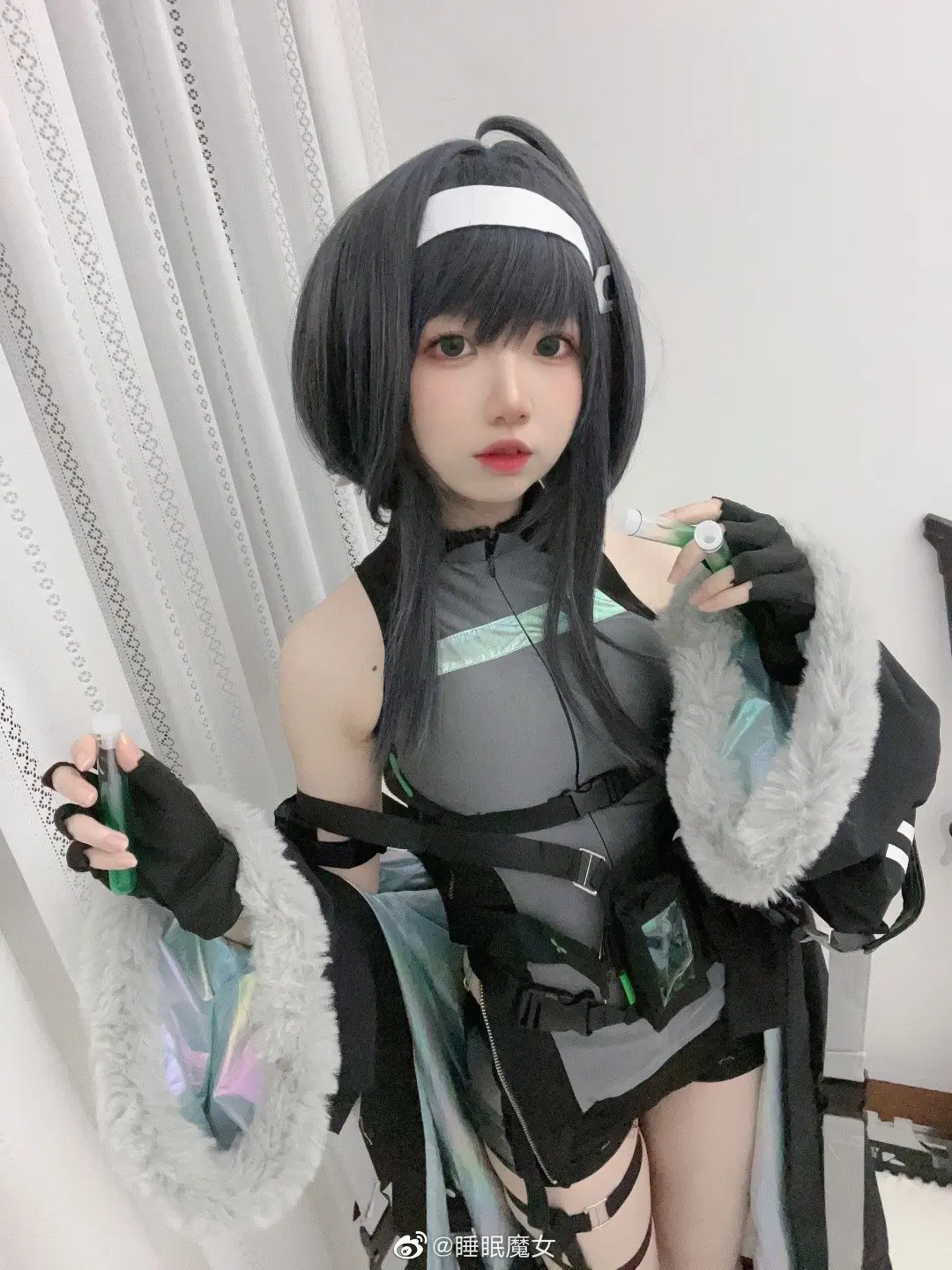 羽毛笔 ​​​@睡眠魔女-公众号小姨ai