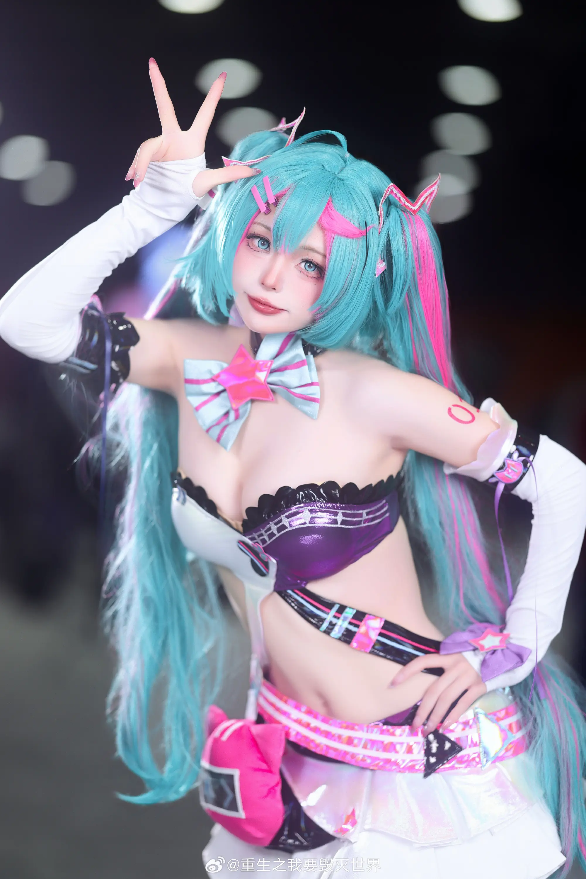 COSPLAY 喵斯快跑 初音未来 @重生之我要毁灭世界-公众号小姨ai