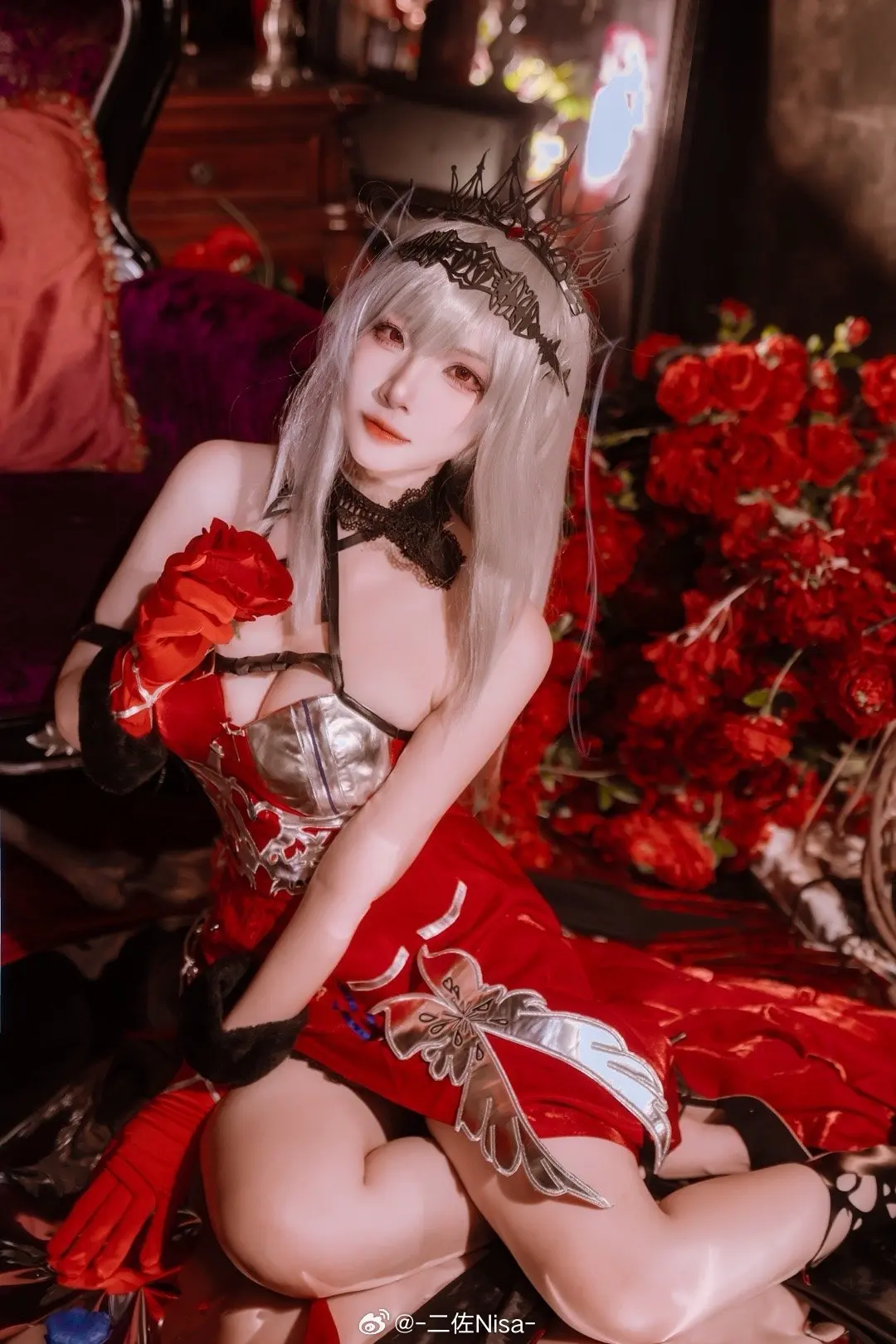 COSPLAY 安眠吧…让我成为，你美梦的余韵 明日方舟浊心斯卡蒂 @-二佐Nisa--公众号小姨ai
