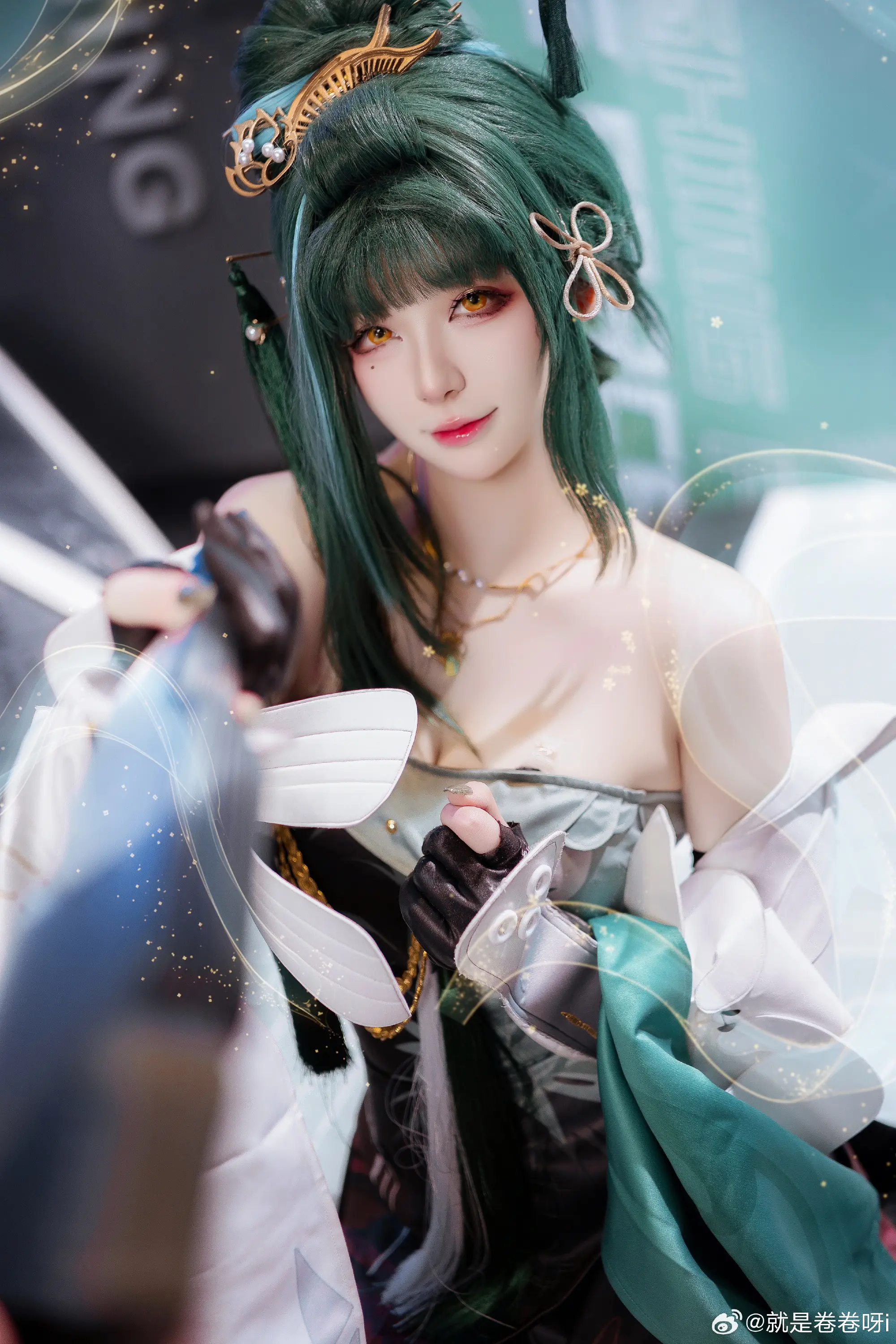 cosplay 战双帕弥什 含英@就是卷卷呀i-公众号小姨ai