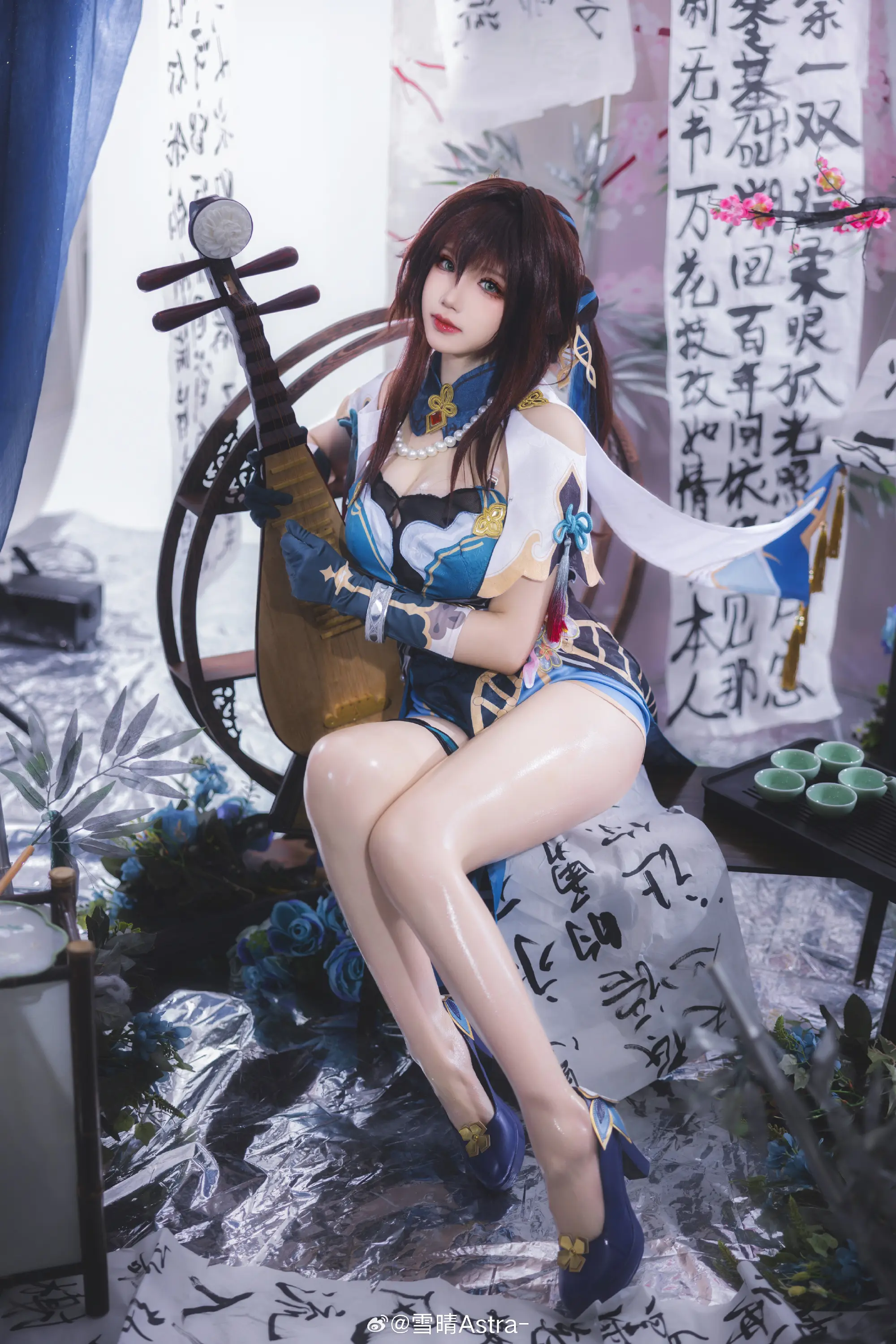 COSPLAY 🧨去岁千般皆如愿，今年万事定称心。崩坏：星穹铁道 阮梅@雪晴Astra--公众号小姨ai