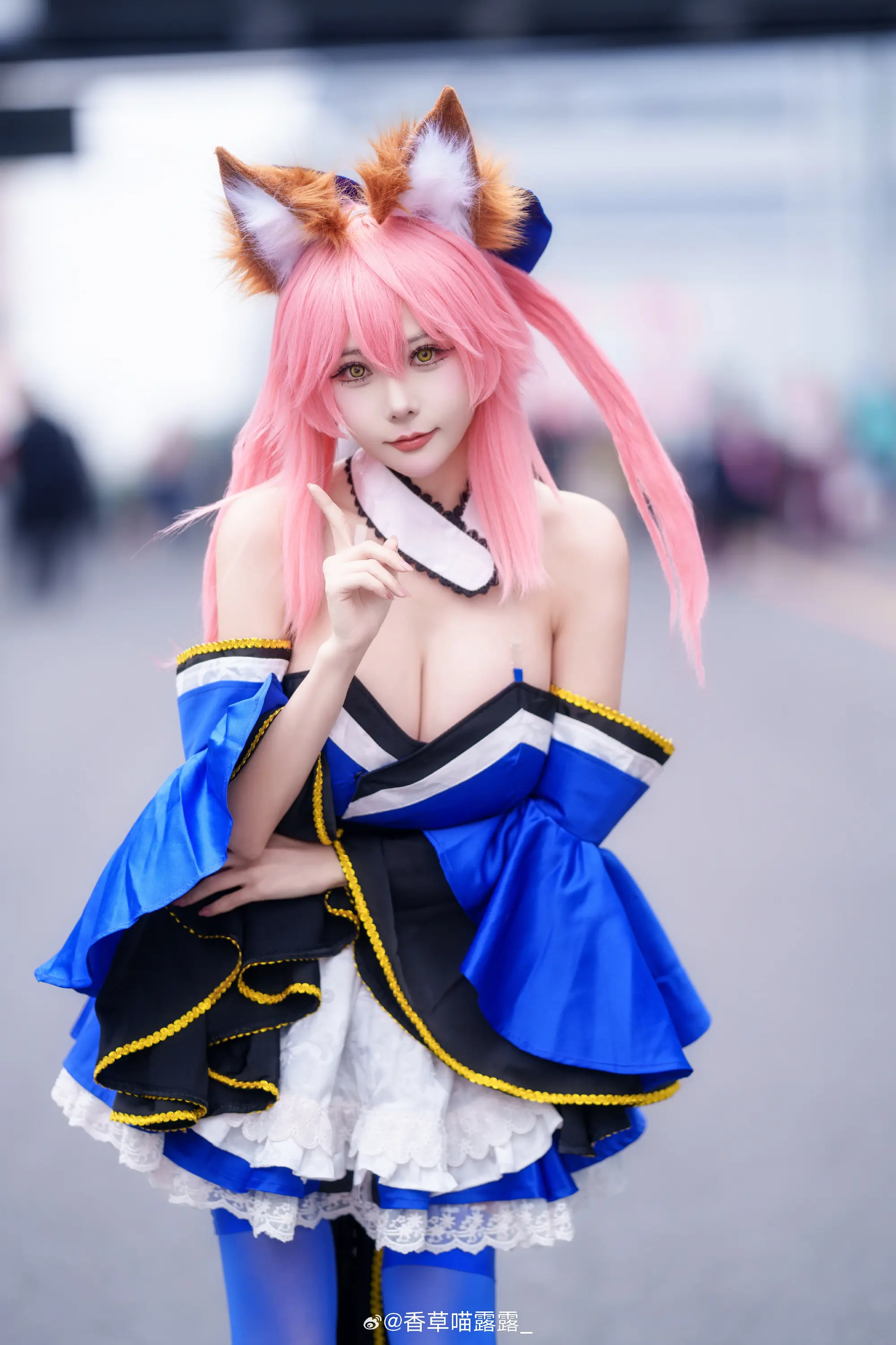 COSPLAY “这是八重神子吗？” “不是，是阴阳师里的玉藻前”@香草喵露露_-公众号小姨ai