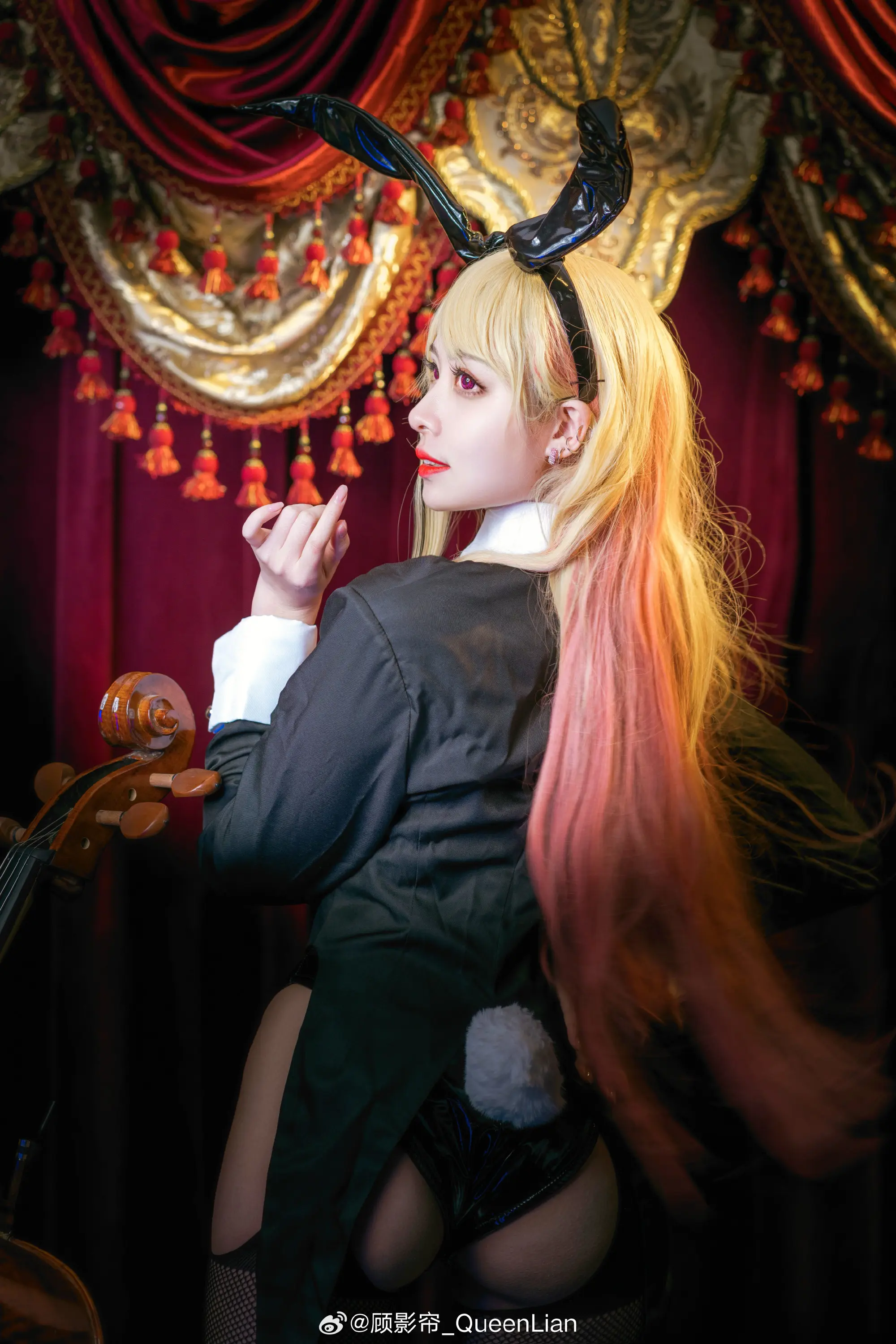 COSPLAY ✨完美模特海梦的超级身材穿上兔女郎是什么样的呢？✨ 更衣人偶坠入爱河 兔女郎cos@顾影帘_QueenLian COSPLAY-第8张