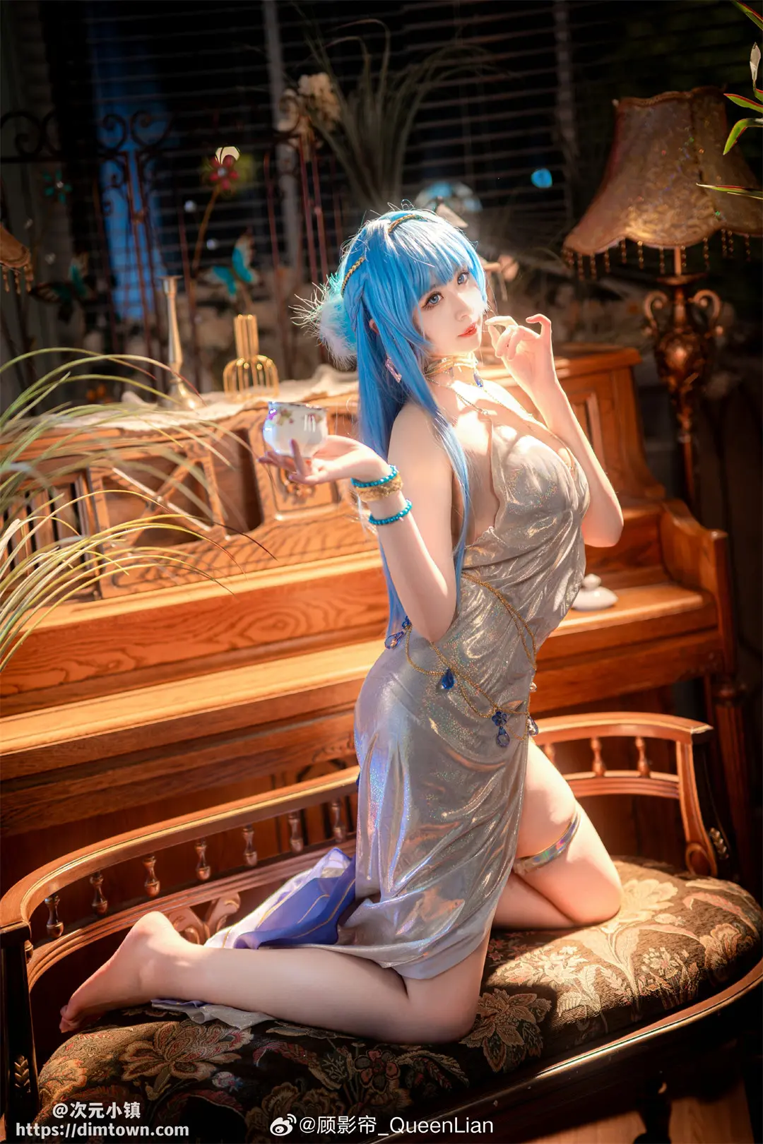 COSPLAY 阁下，您要多保重自己的身体 Nikke:胜利女神 海伦  ✿  水晶派对@顾影帘_QueenLian COSPLAY-第7张