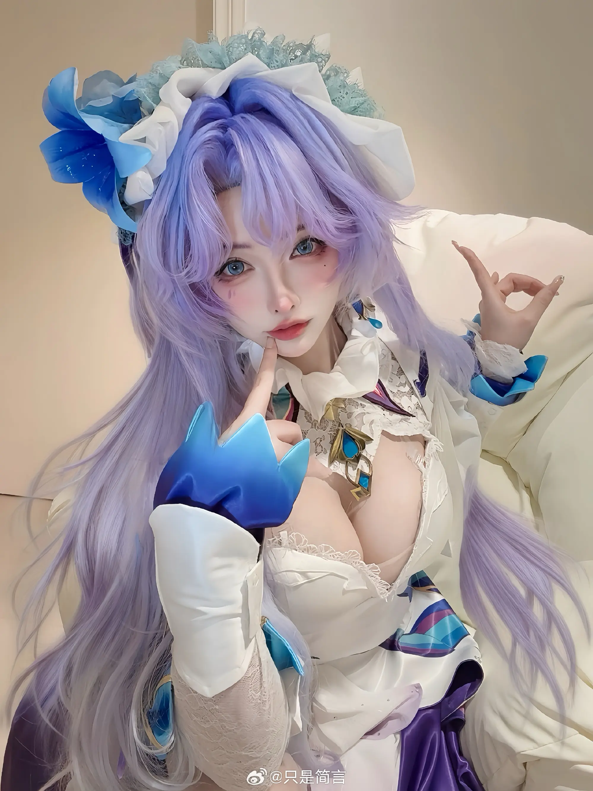 cosplay 鸣潮 坎特蕾拉@只是简言-公众号小姨ai