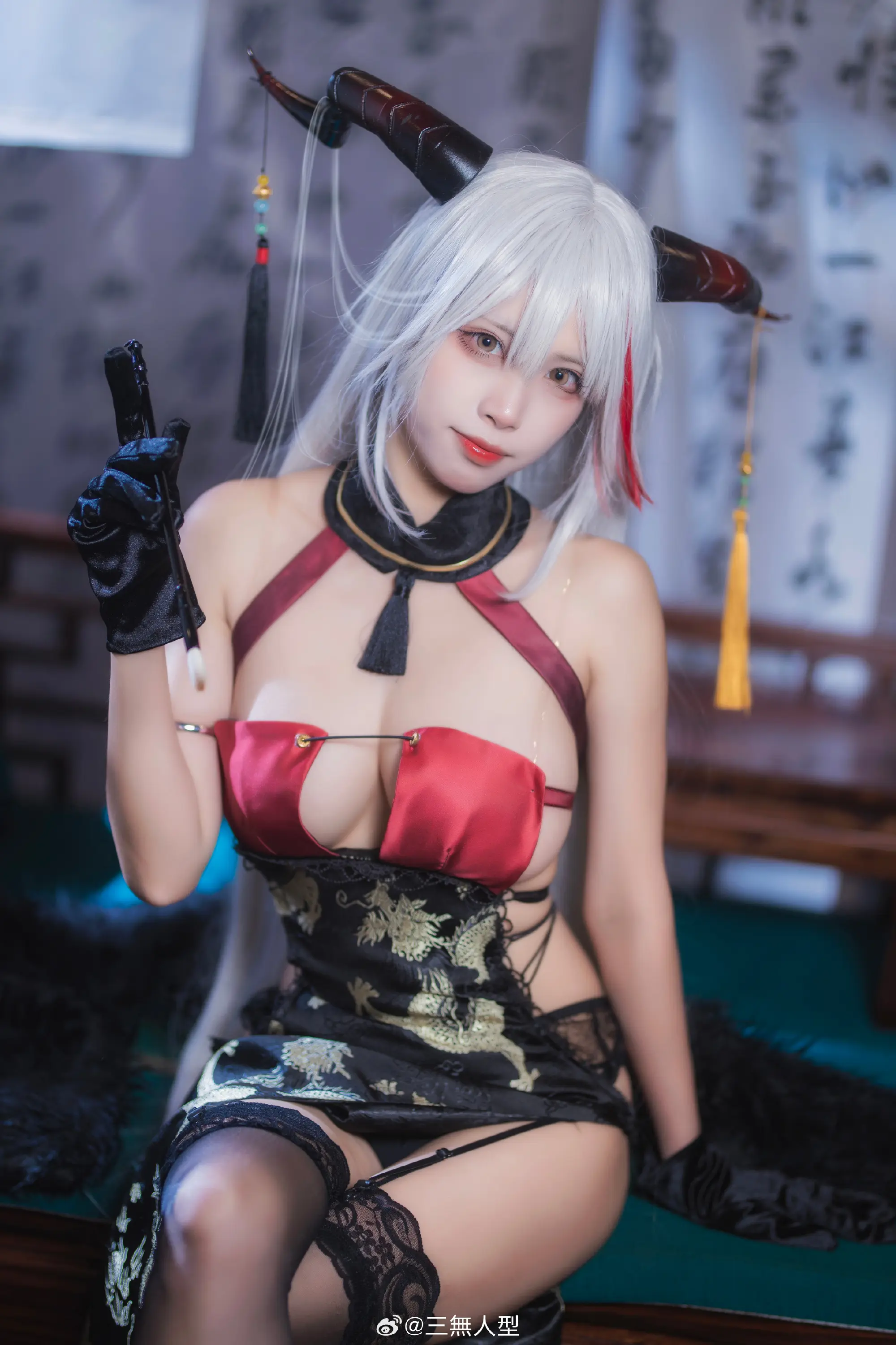 COSPLAY 毛笔…应该怎么握来着？碧蓝航线@三無人型-公众号小姨ai