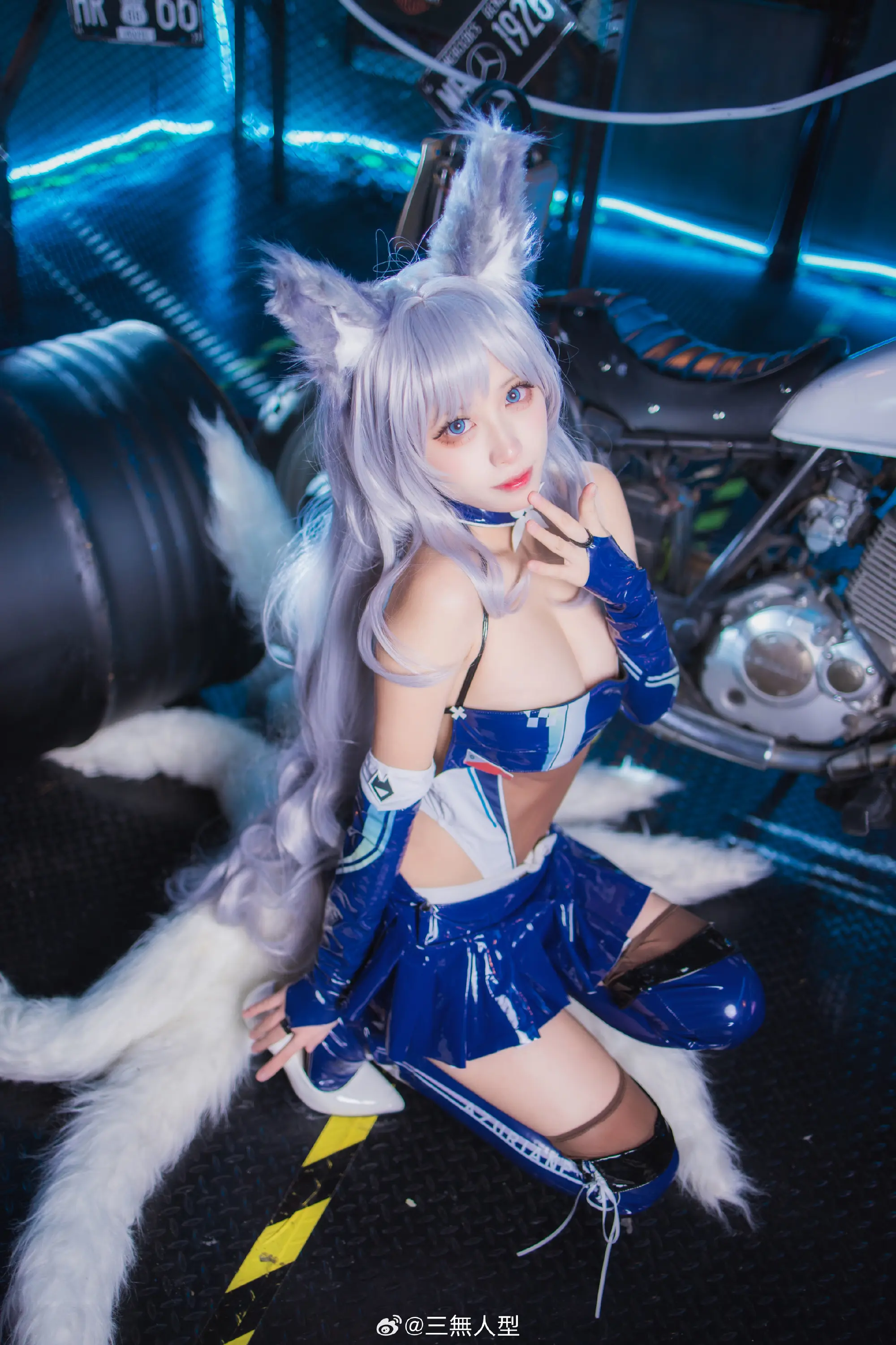COSPLAY 银轮闪烁，轰鸣交融 碧蓝航线@三無人型-公众号小姨ai
