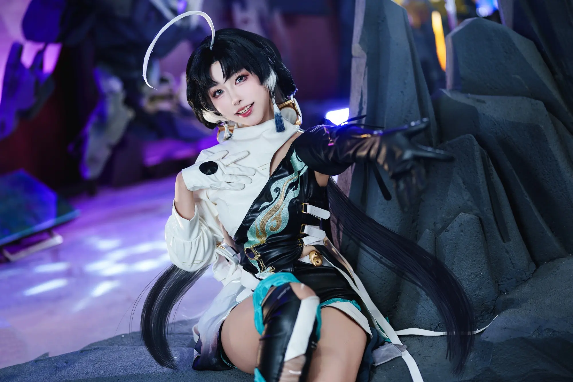 COSPLAY 不知可否与你切磋武艺？ 鸣潮 鉴心@Momoko葵葵 COSPLAY-第3张