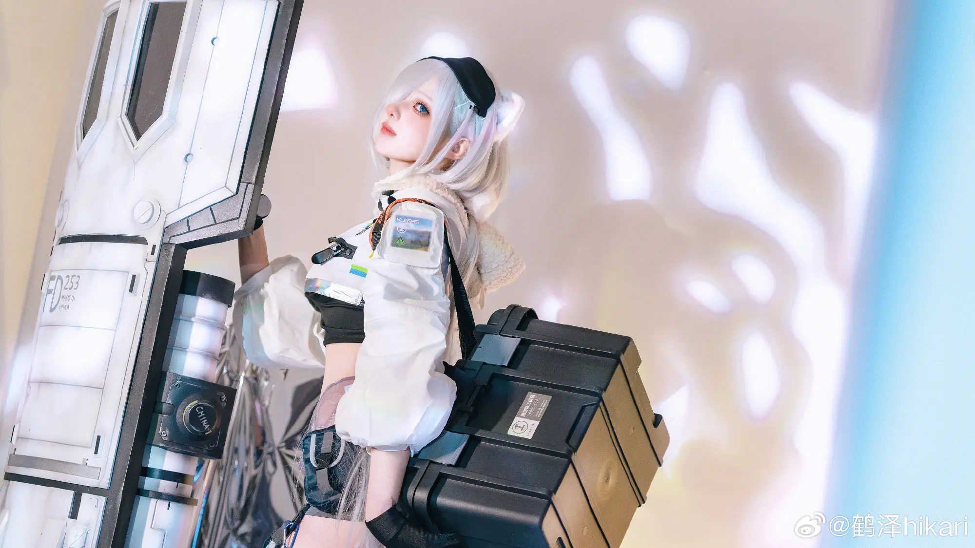 cosplay 我常常梦见雪山，梦见……我在结了厚冰的湖面上奔跑。明日方舟 极光@鹤泽hikari COSPLAY-第2张